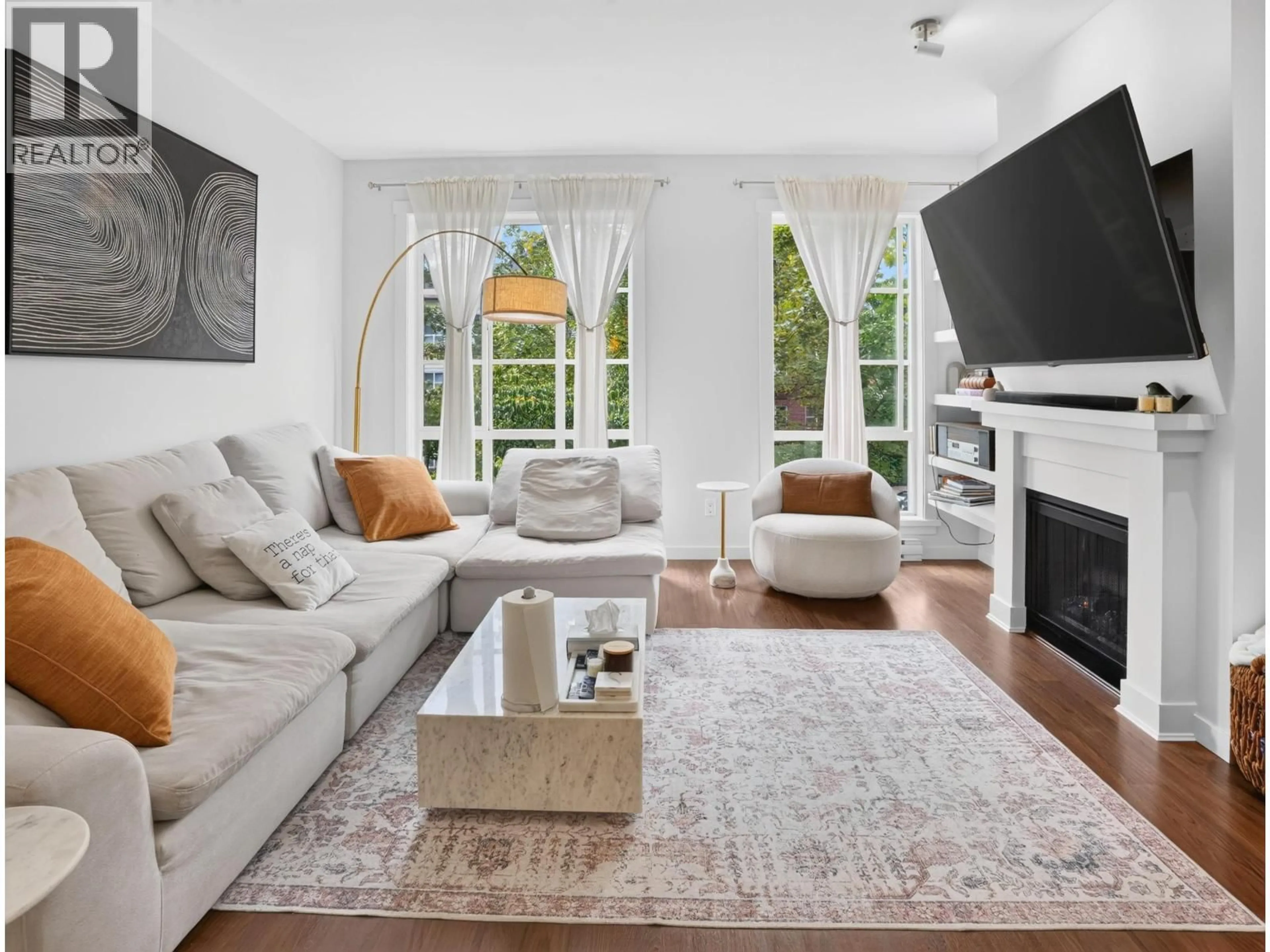 Living room with furniture, unknown for 15 - 1245 HOLTBY STREET, Coquitlam British Columbia V3B0E6