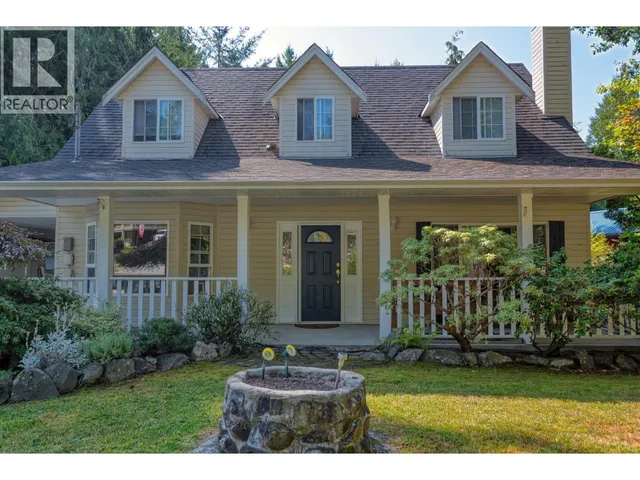 4550 MERRILL ROAD, Madeira Park 4