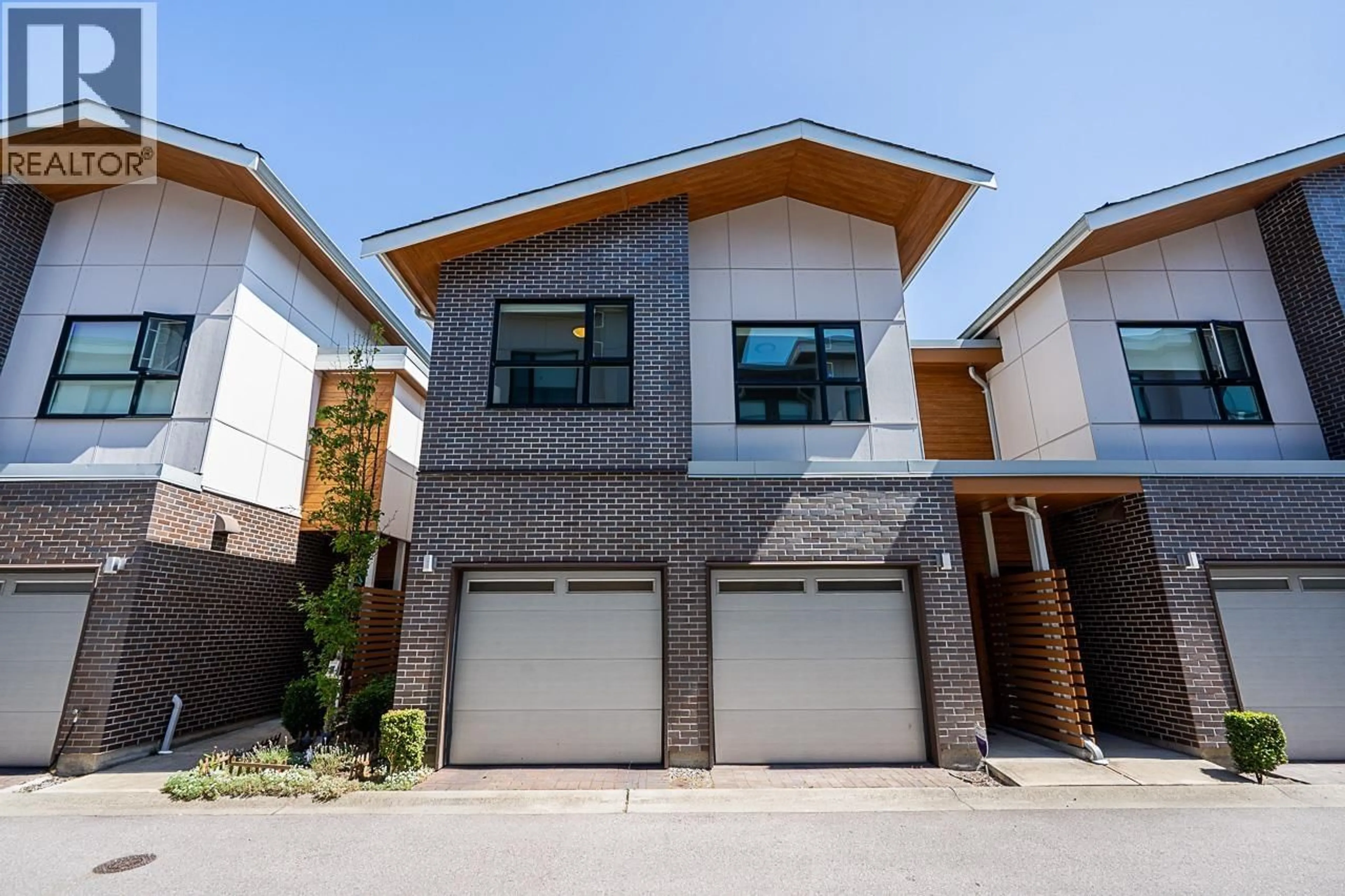 Home with brick exterior material, street for 20 - 8288 NO.1 ROAD, Richmond British Columbia V7C1T9