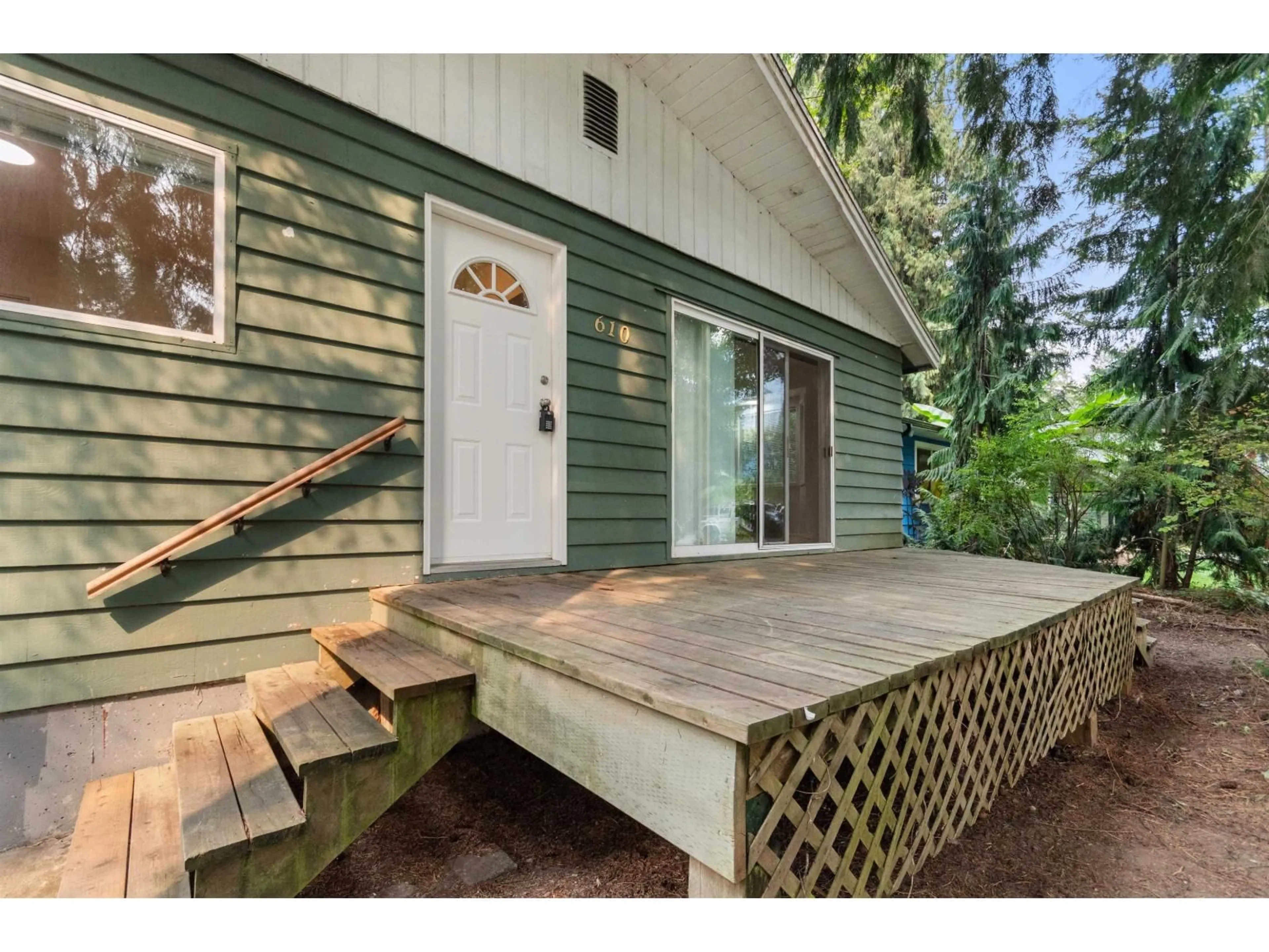Unknown for 610 MOUNTAIN VIEW ROAD, Cultus Lake British Columbia V2R4Z5