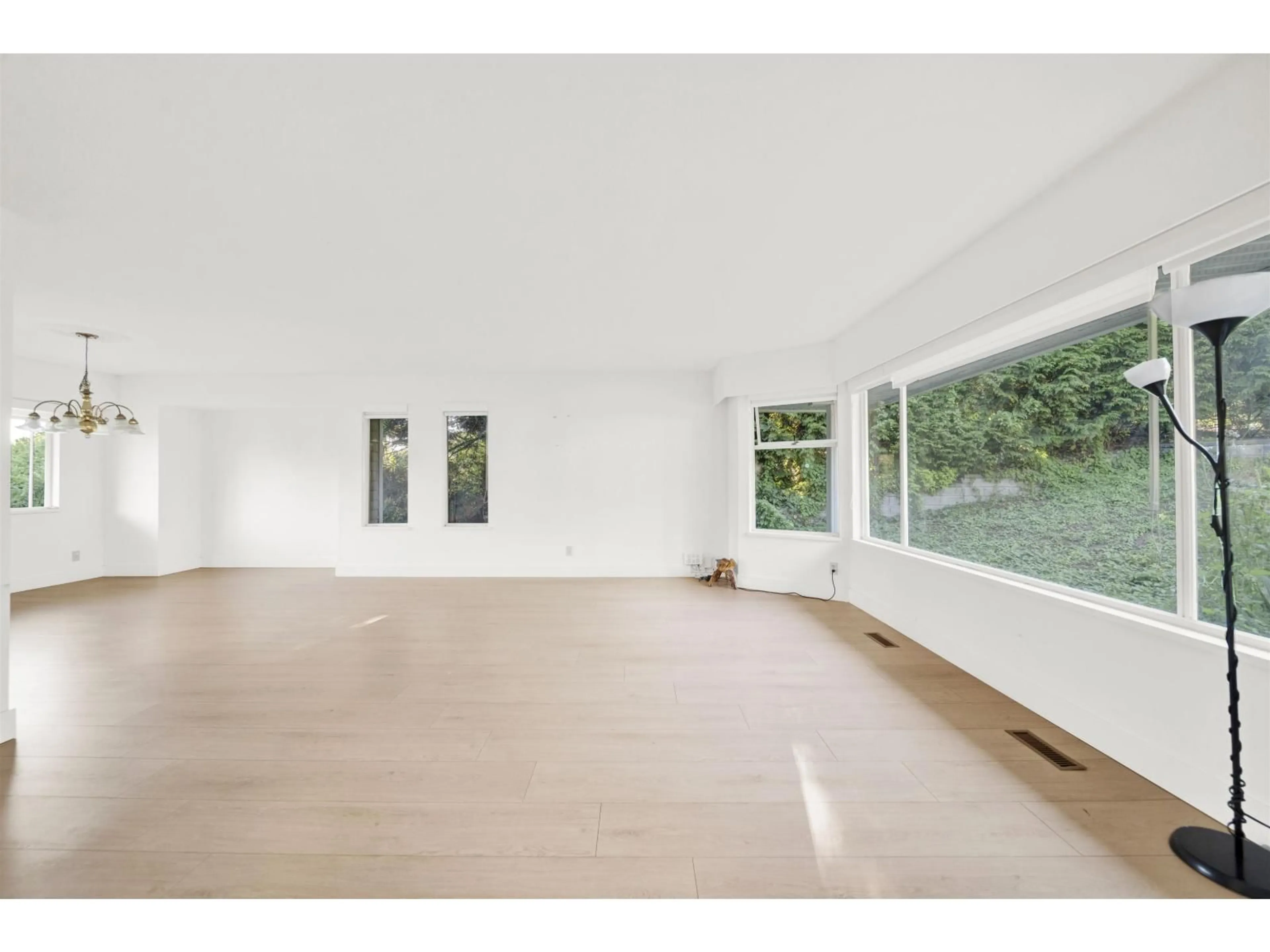 Unknown for 13178 COULTHARD ROAD, Surrey British Columbia V3X3E6