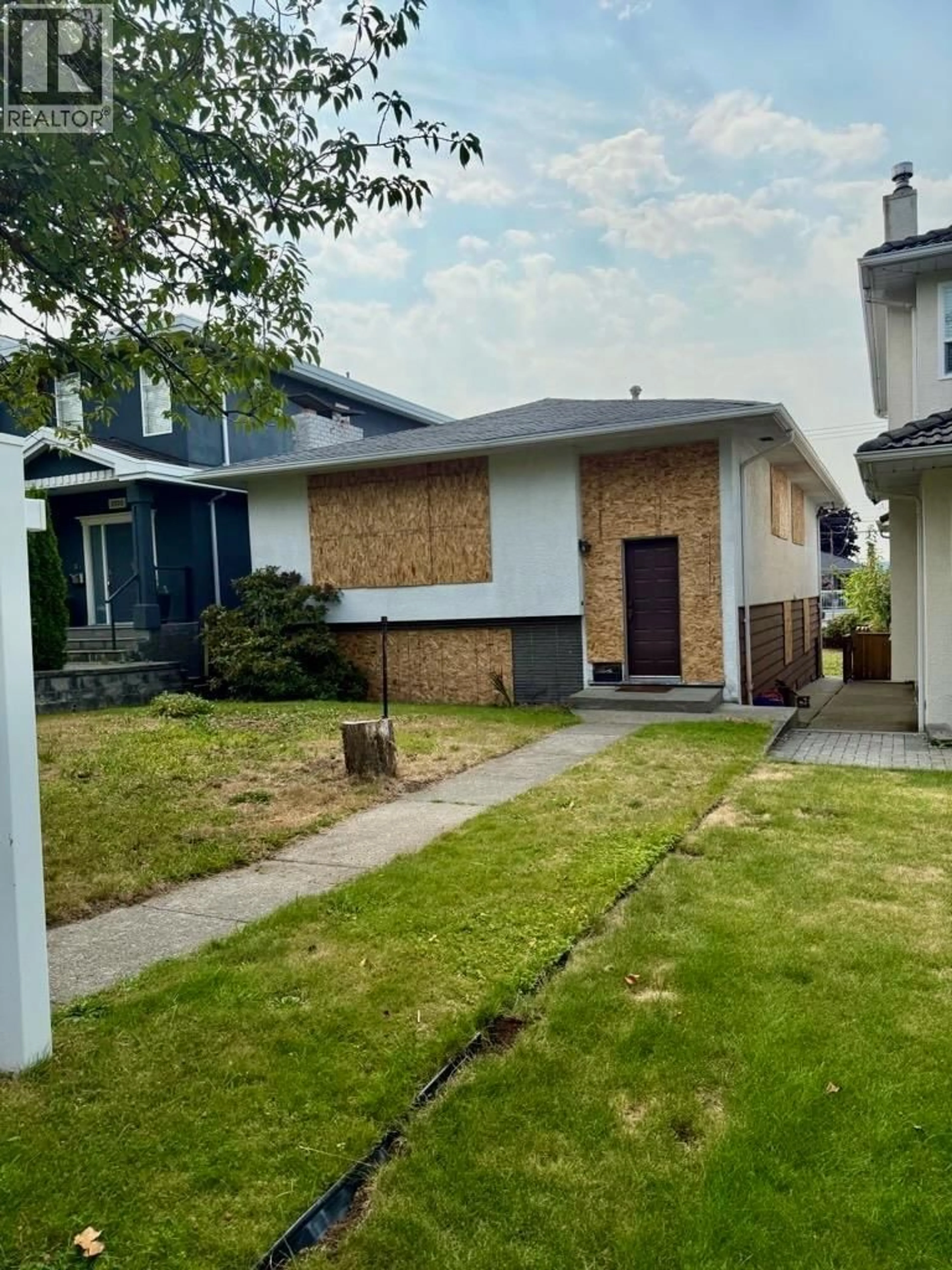 Unknown for 3918 UNION STREET, Burnaby British Columbia V5C2W7