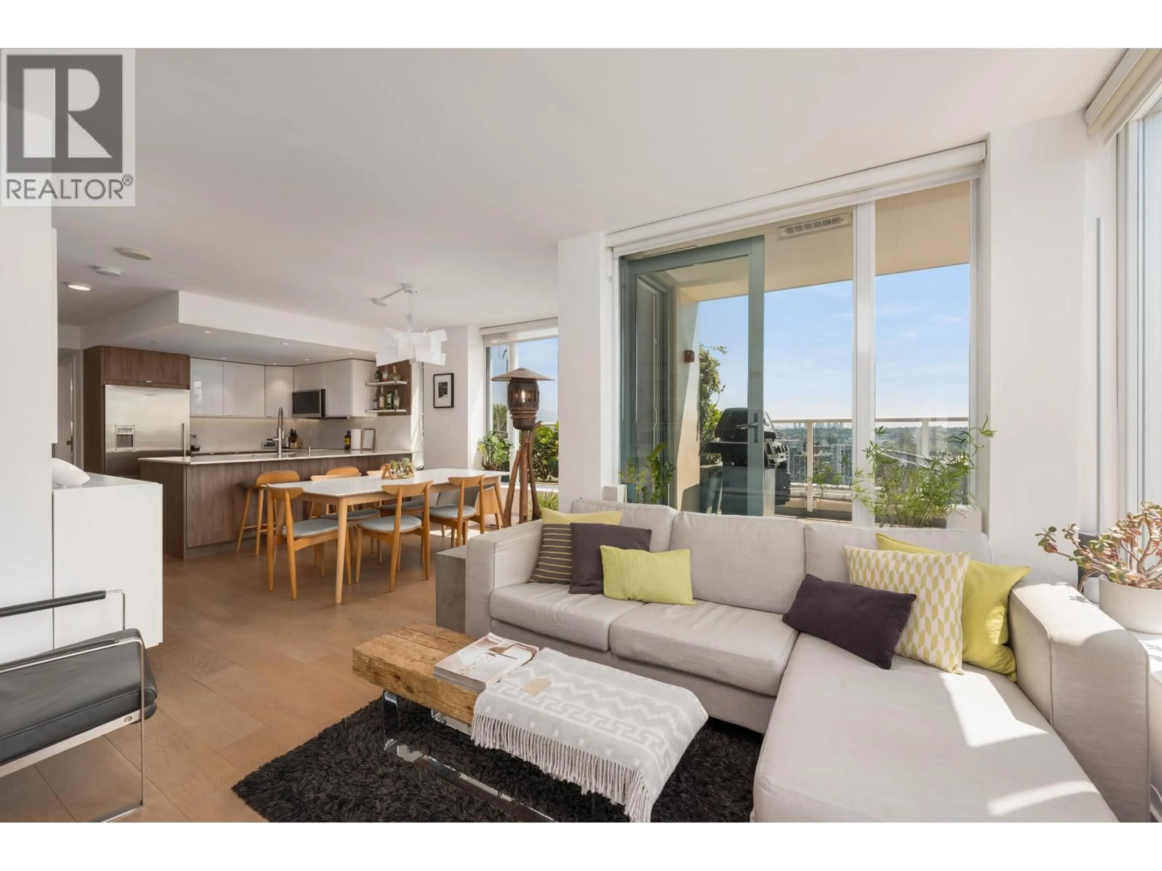 Living room with furniture, unknown for 2405 - 550 TAYLOR STREET, Vancouver British Columbia V6B1R1