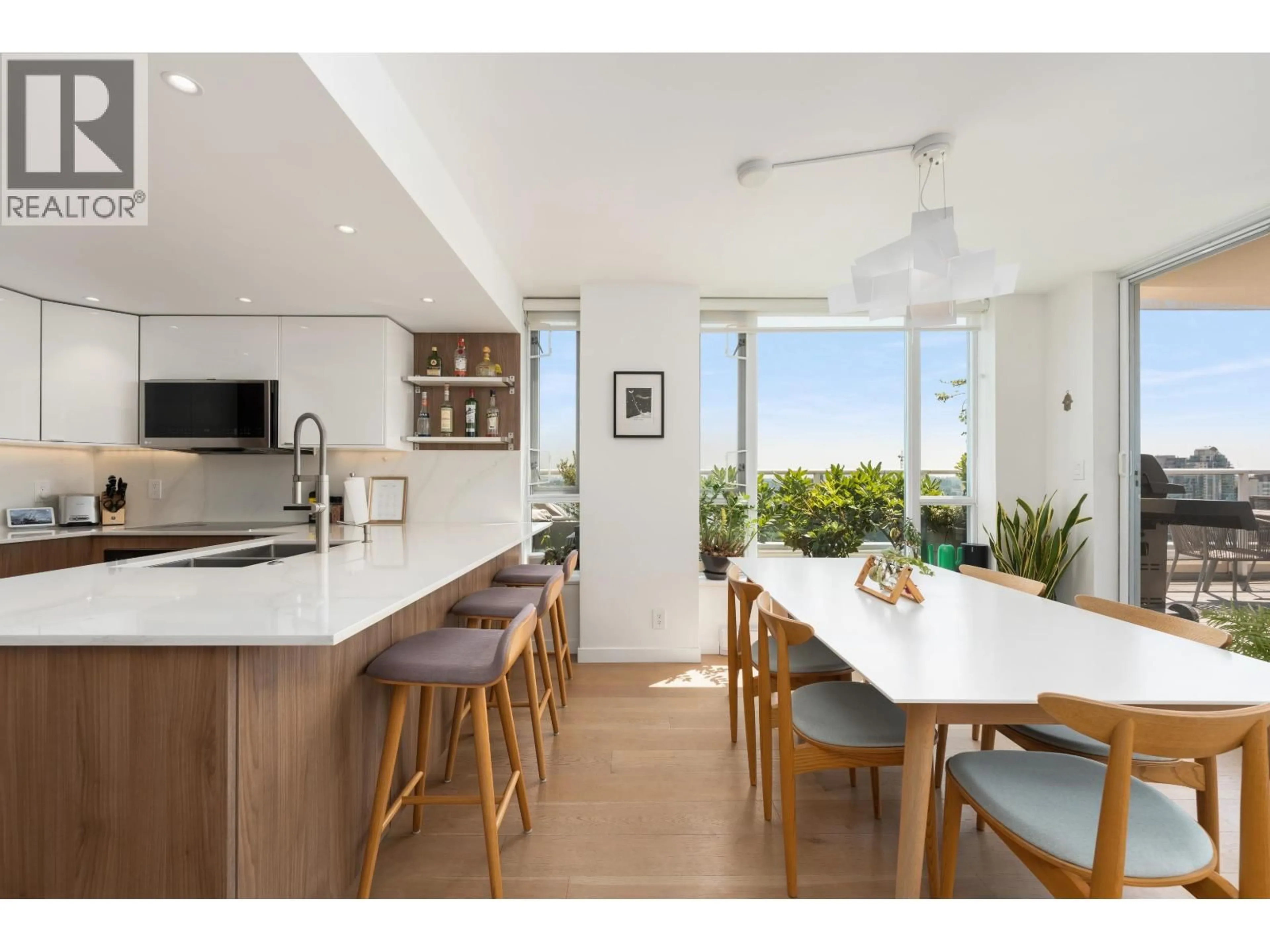 Open concept kitchen, unknown for 2405 - 550 TAYLOR STREET, Vancouver British Columbia V6B1R1
