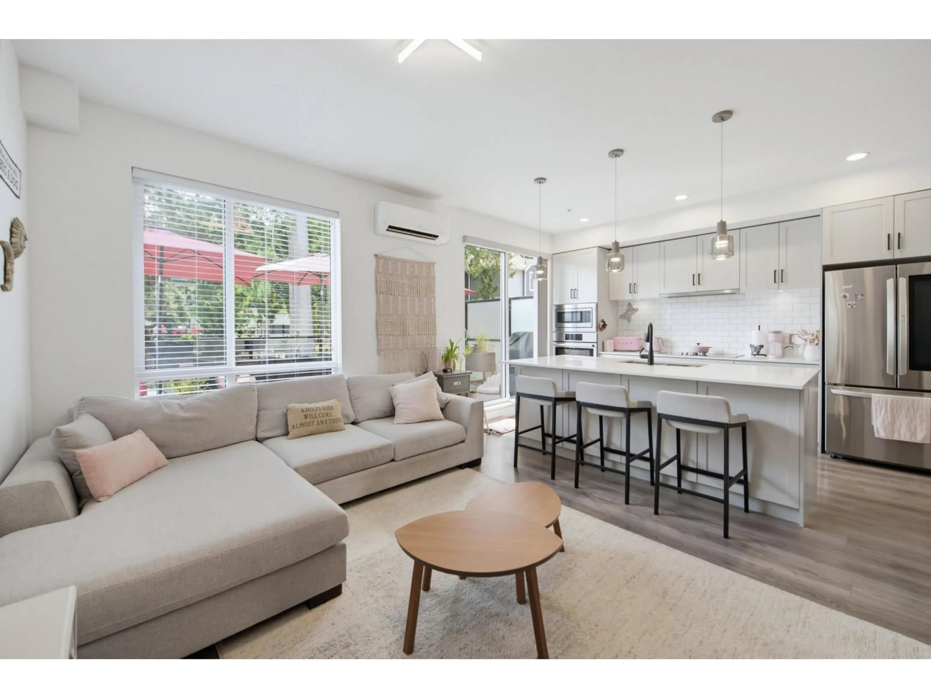Open concept kitchen, unknown for 51 - 15775 MOUNTAIN VIEW DRIVE DRIVE, Surrey British Columbia V3Z0W7