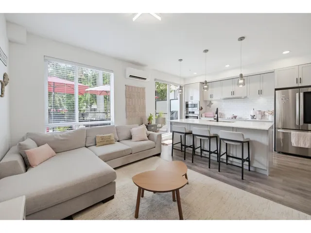 51 - 15775 MOUNTAIN VIEW DRIVE DRIVE, Surrey 4