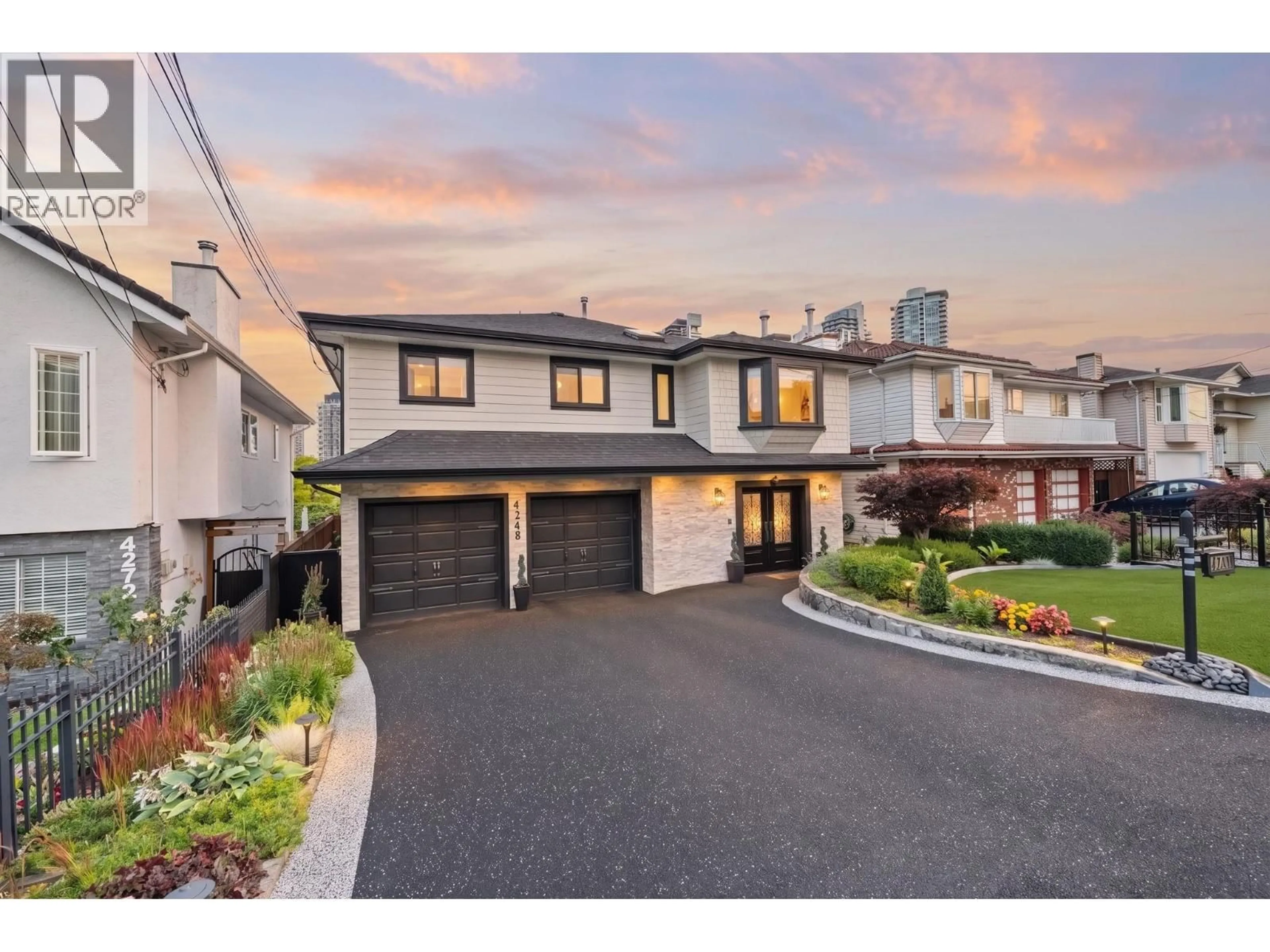 Unknown for 4268 GRAVELEY STREET, Burnaby British Columbia V5C3T8