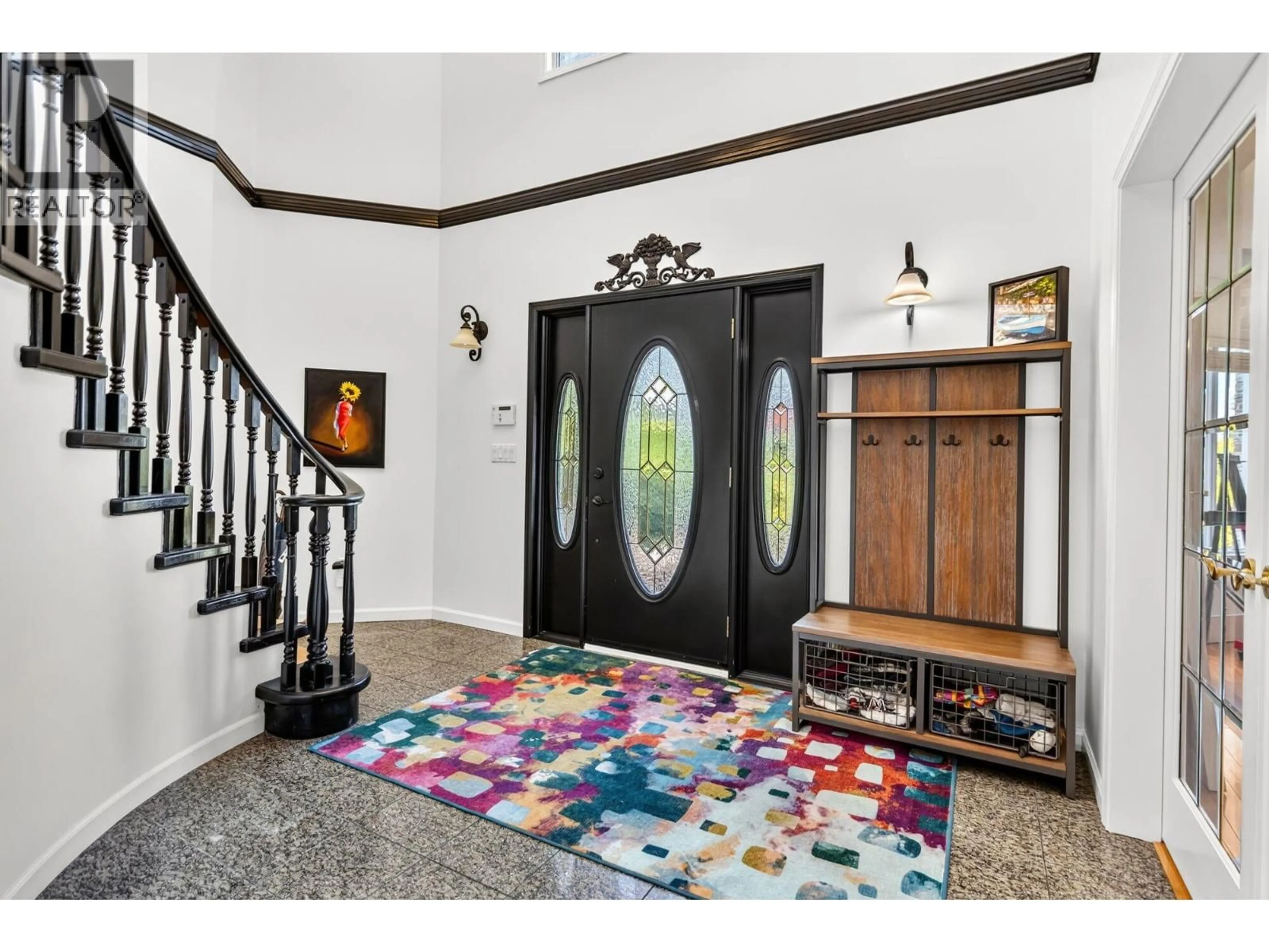 Indoor entryway for 6453 GALE AVENUE, Sechelt British Columbia V7Z0L1