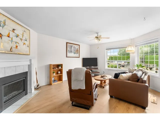 10 - 7292 ELM ROAD, Agassiz 5