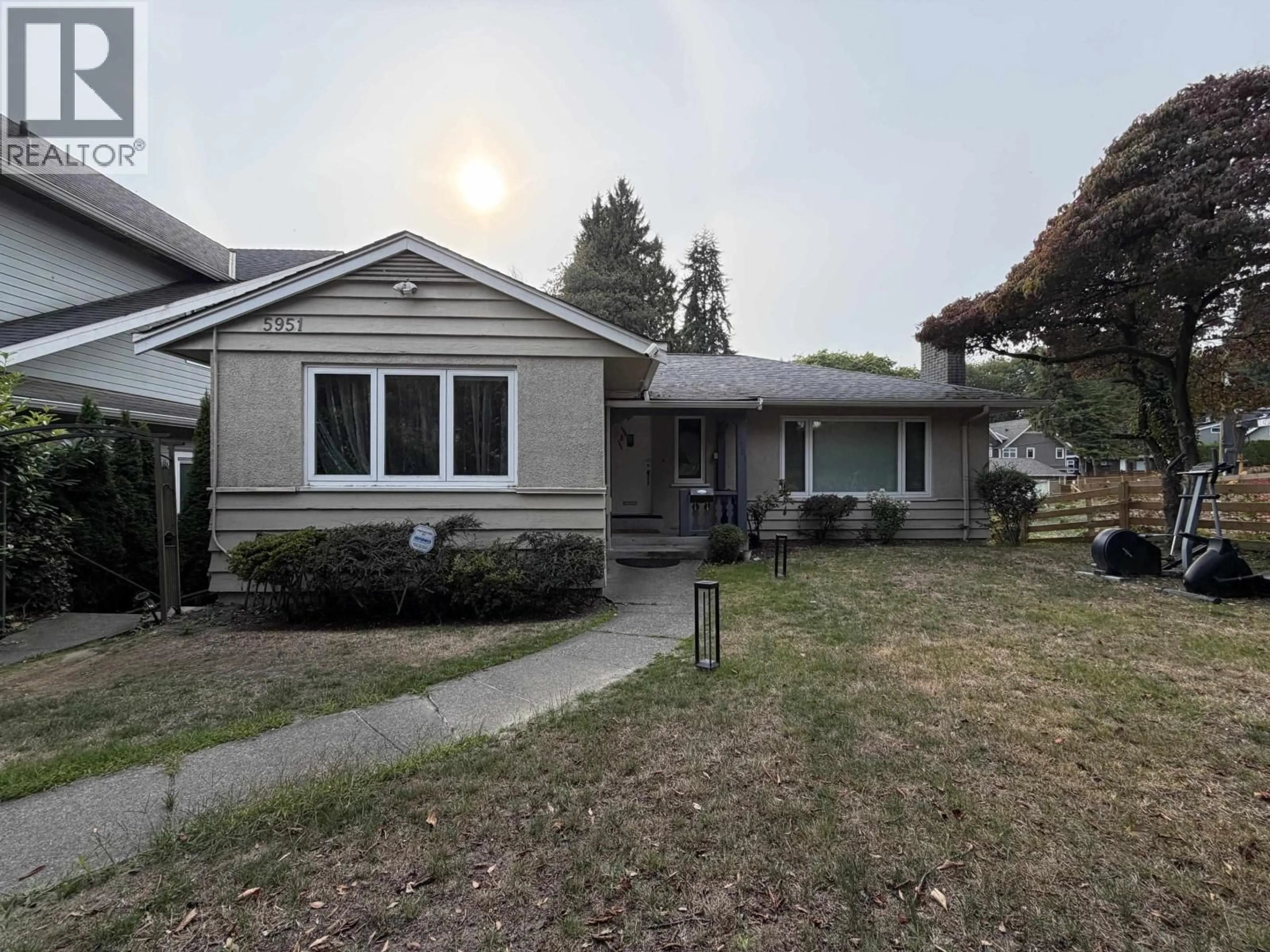 Home with vinyl exterior material, street for 5951 DUNBAR STREET, Vancouver British Columbia V6N1W8