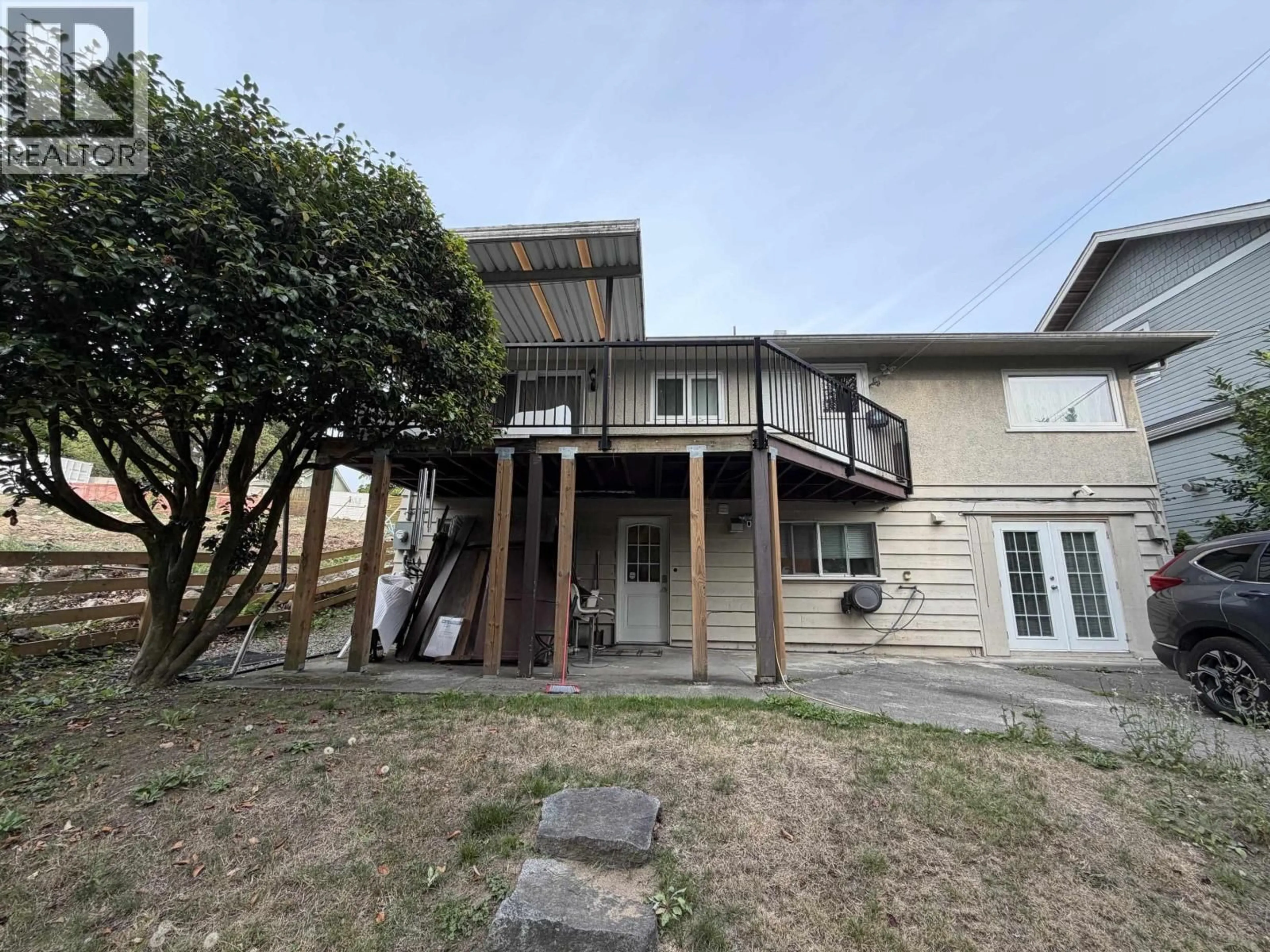 A pic from outside/outdoor area/front of a property/back of a property/a pic from drone, unknown for 5951 DUNBAR STREET, Vancouver British Columbia V6N1W8