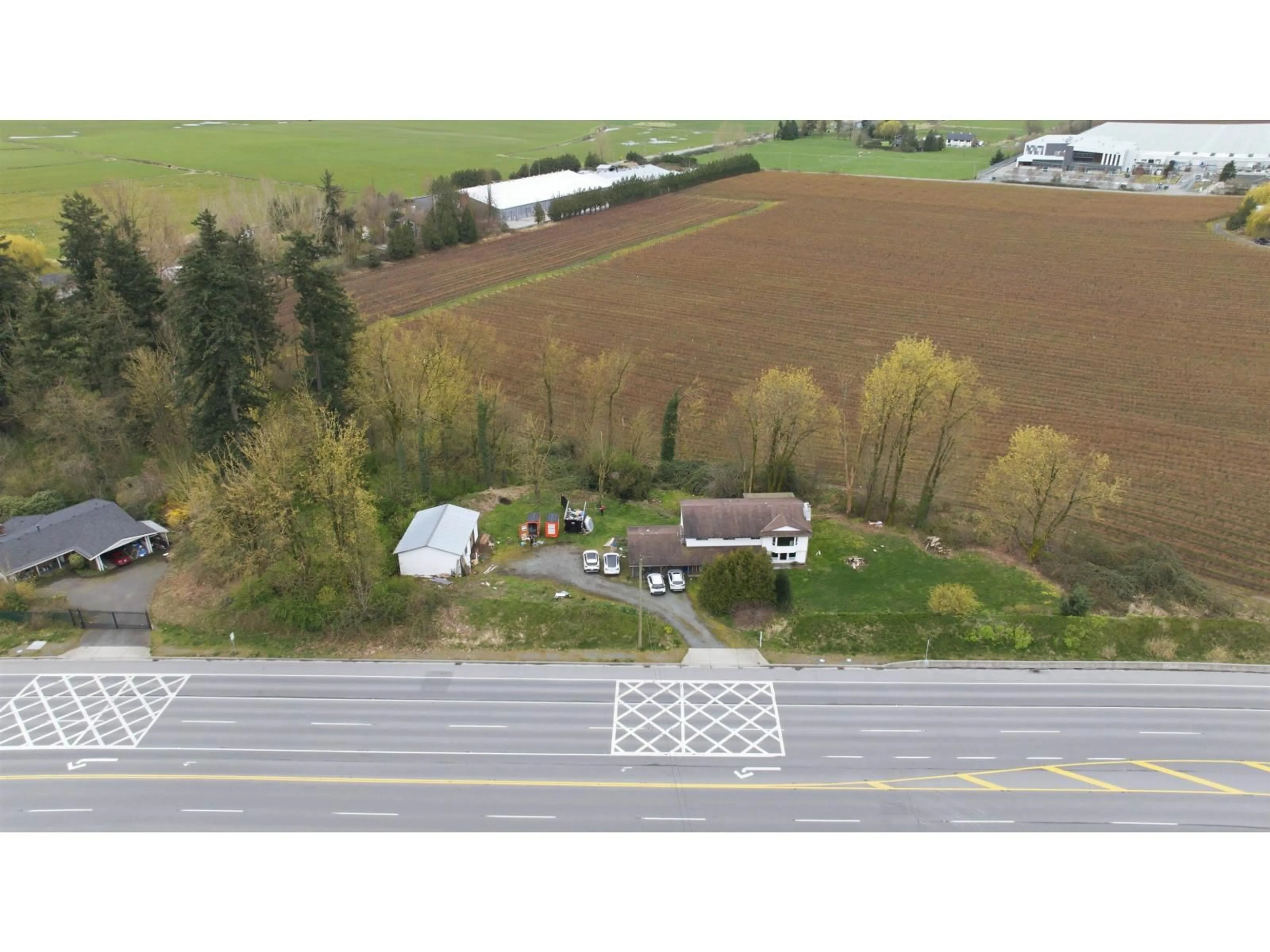A pic from outside/outdoor area/front of a property/back of a property/a pic from drone, unknown for 141 264TH DIVERSION, Langley British Columbia V4W2L7