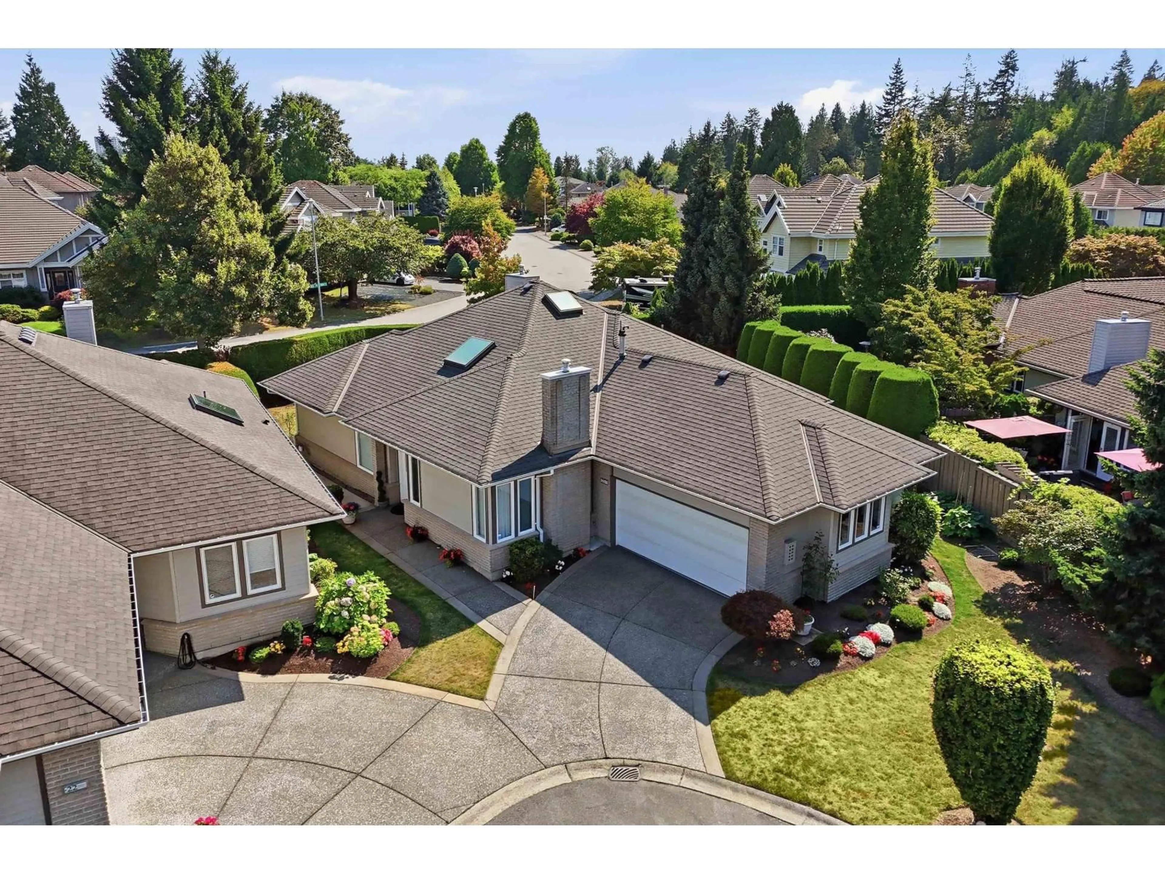 A pic from outside/outdoor area/front of a property/back of a property/a pic from drone, street for 21 - 14888 24 AVENUE, Surrey British Columbia V4A2H6