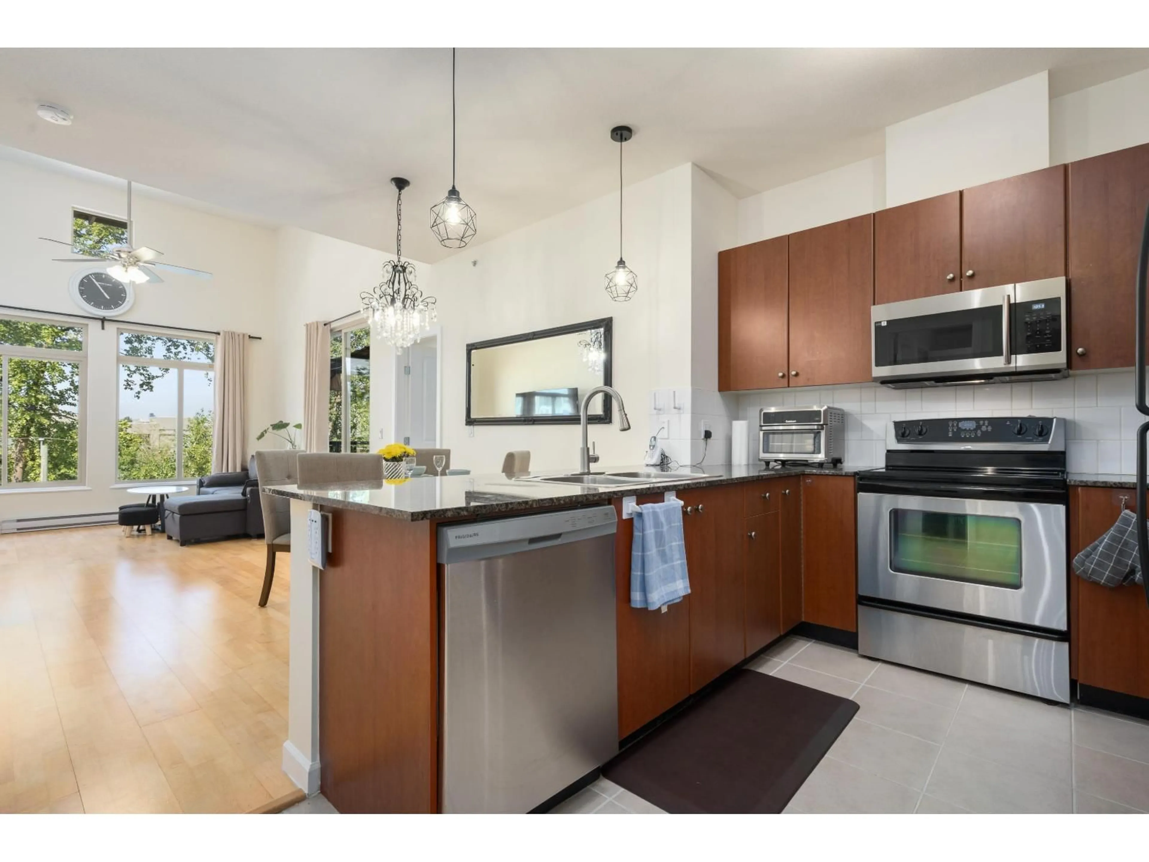 Open concept kitchen, unknown for 418 - 10180 153 STREET, Surrey British Columbia V3R0B5