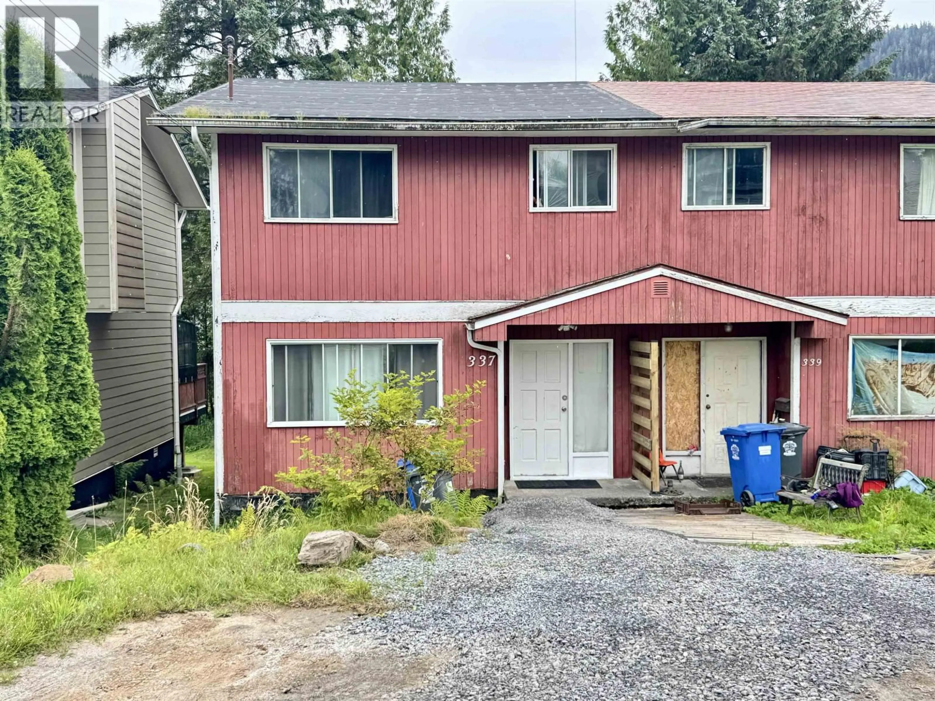 Home with vinyl exterior material, street for 337 8TH AVENUE, Prince Rupert British Columbia V8J4B4