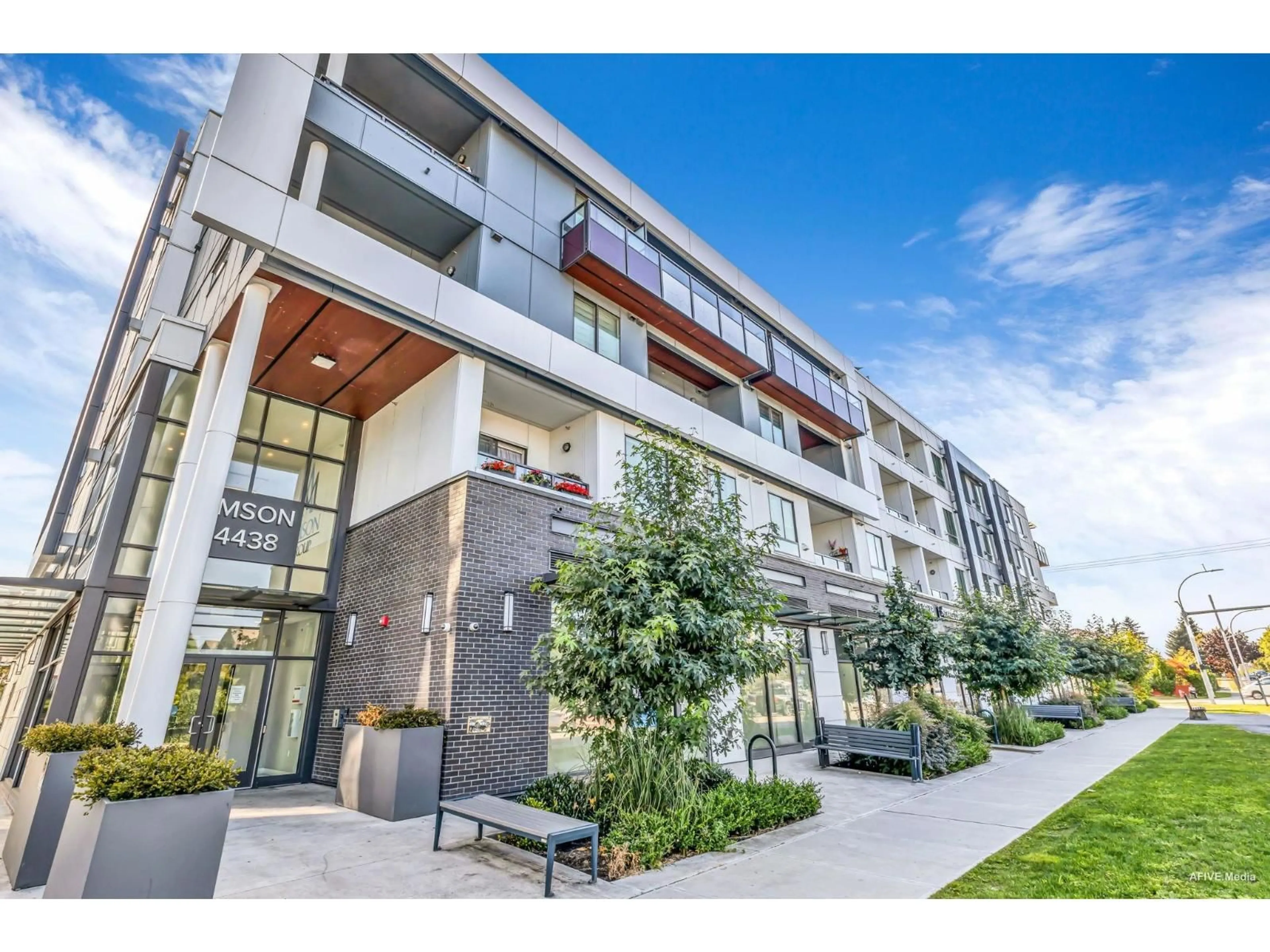 Patio, unknown for B208 - 14438 72 AVENUE, Surrey British Columbia V3S2E7