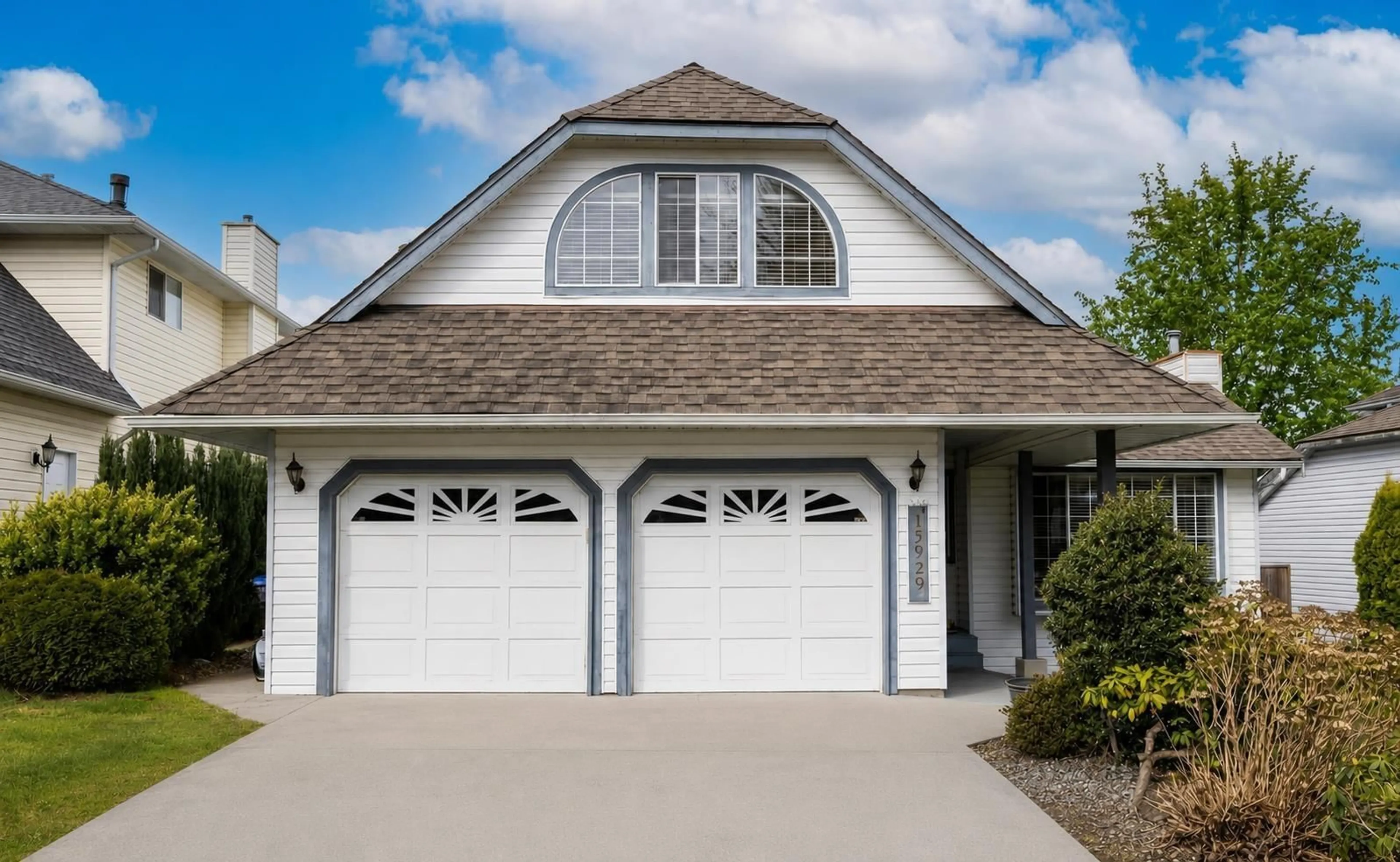 Home with vinyl exterior material, street for 15929 88A AVENUE, Surrey British Columbia V4N2X9