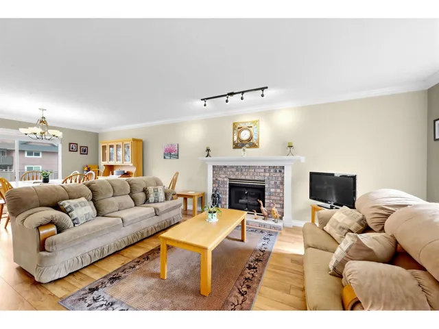 15929 88A AVENUE, Surrey 4