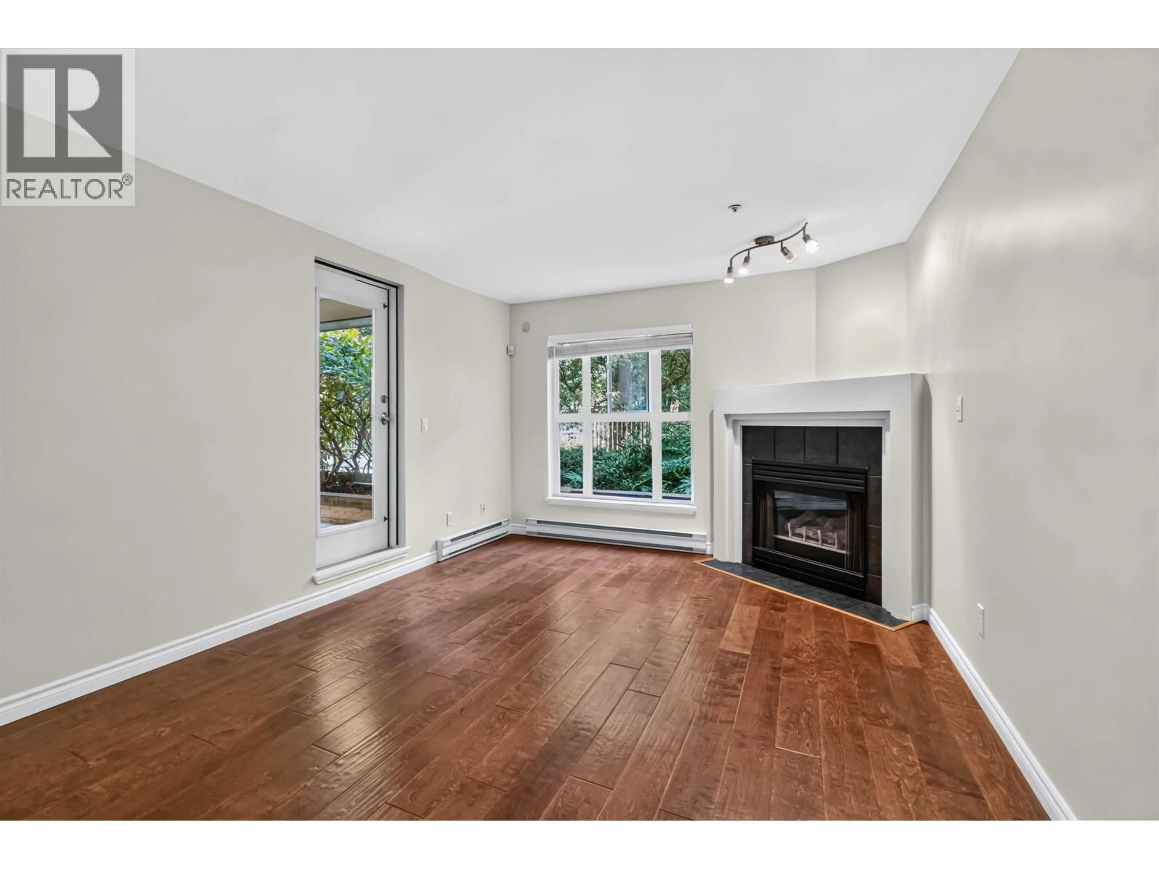 A pic of a room for 110 - 2231 WELCHER AVENUE, Port Coquitlam British Columbia V3C6H5