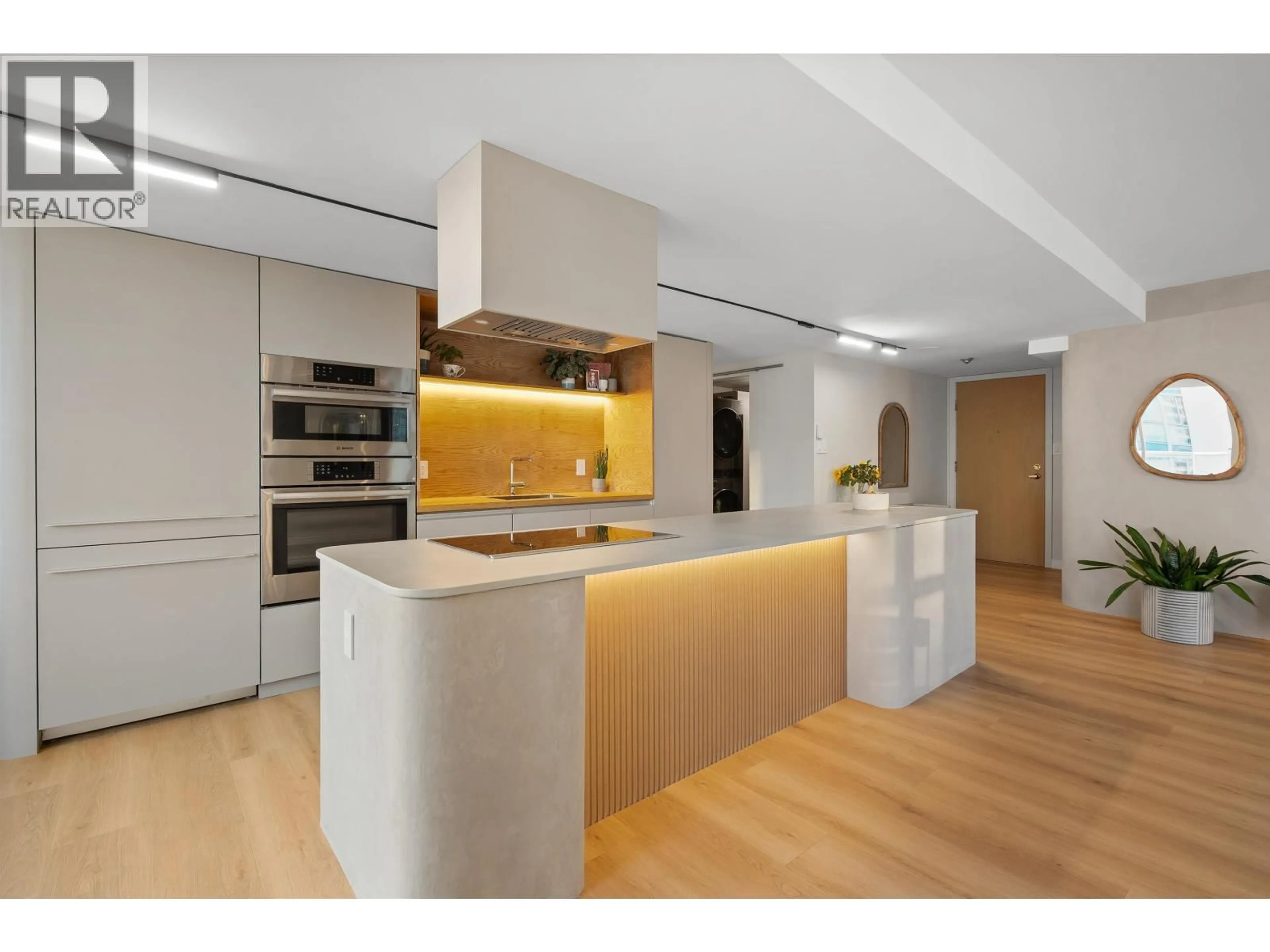 Unknown for 903 - 717 JERVIS STREET, Vancouver British Columbia V6E4L5