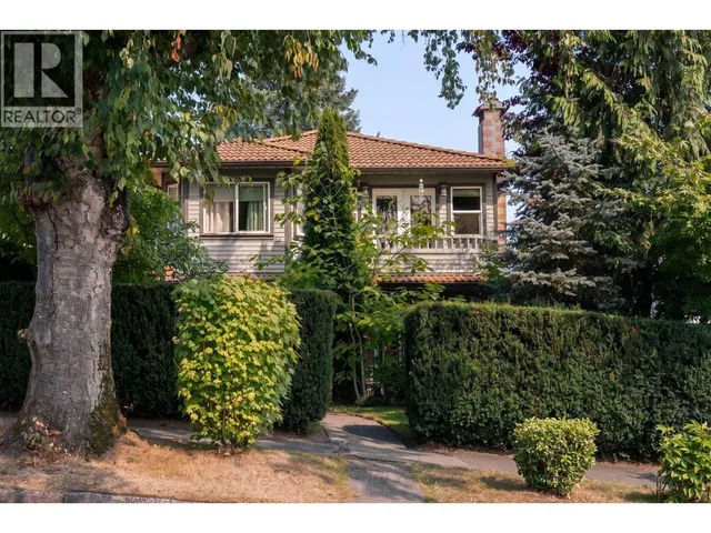 2183 NAPIER STREET, Vancouver 2
