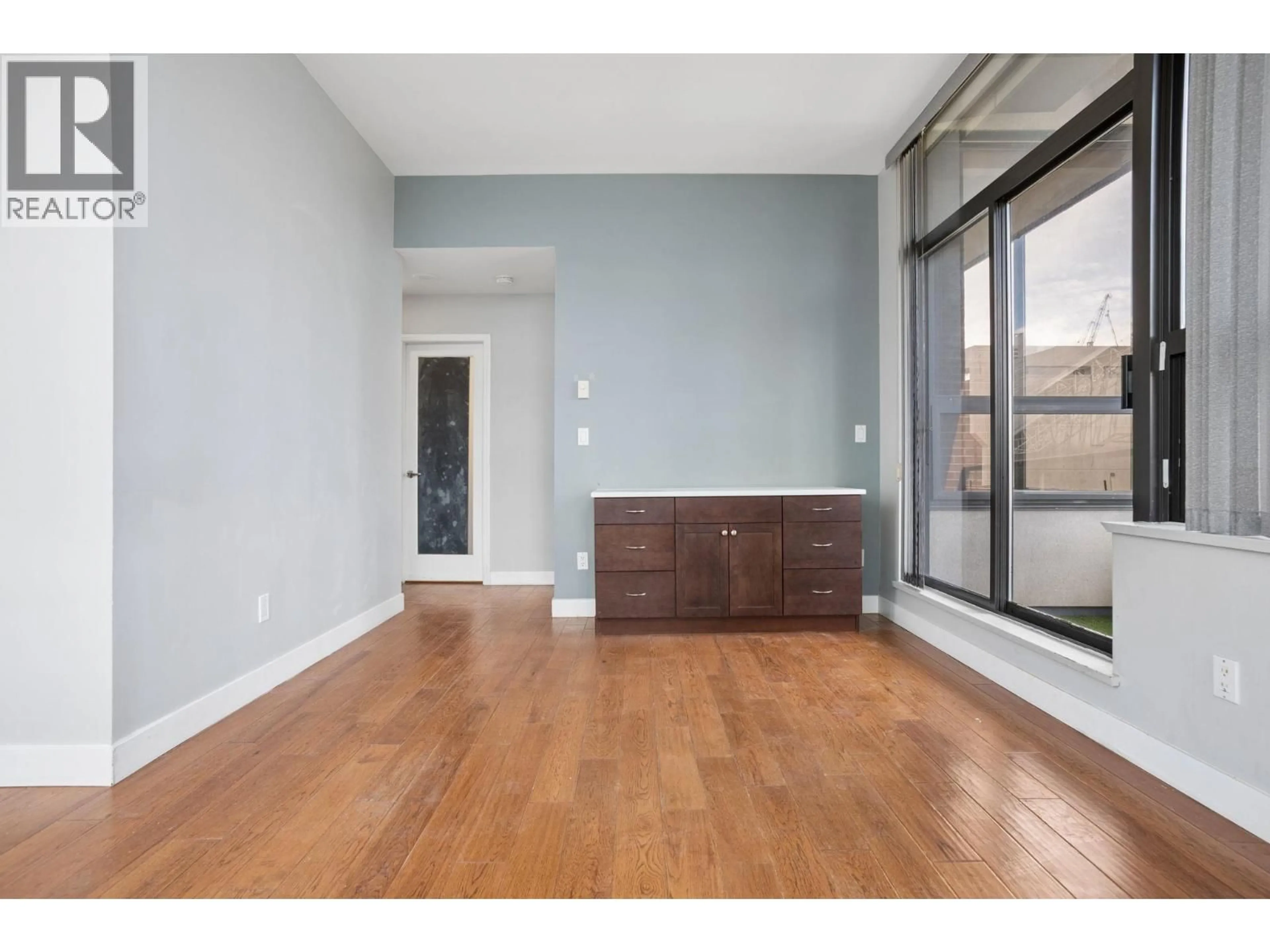 A pic of a room for 701 - 1010 HOWE STREET, Vancouver British Columbia V6Z1P5
