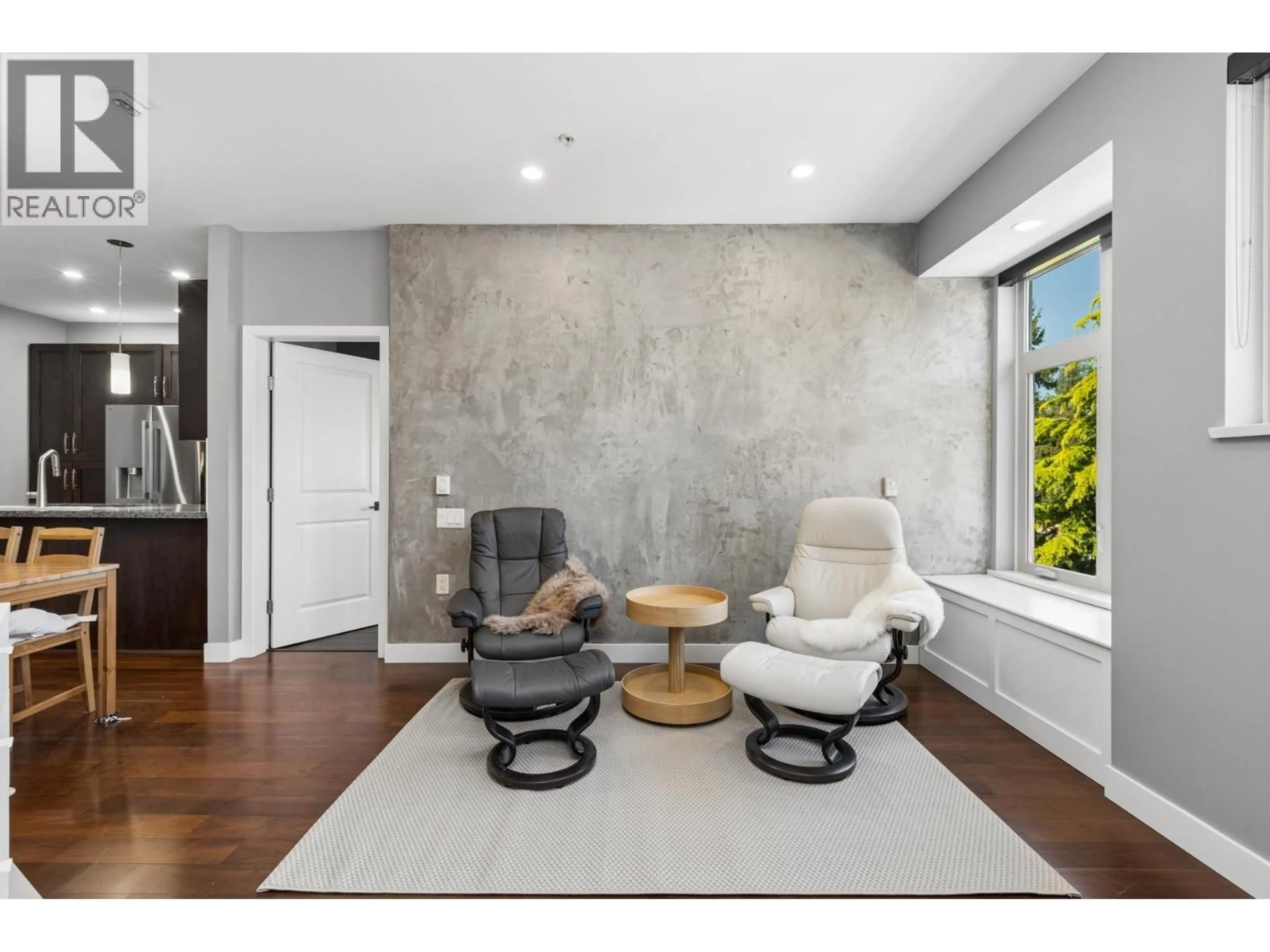Living room with furniture, unknown for 303 - 116 23RD STREET, North Vancouver British Columbia V7M2A9