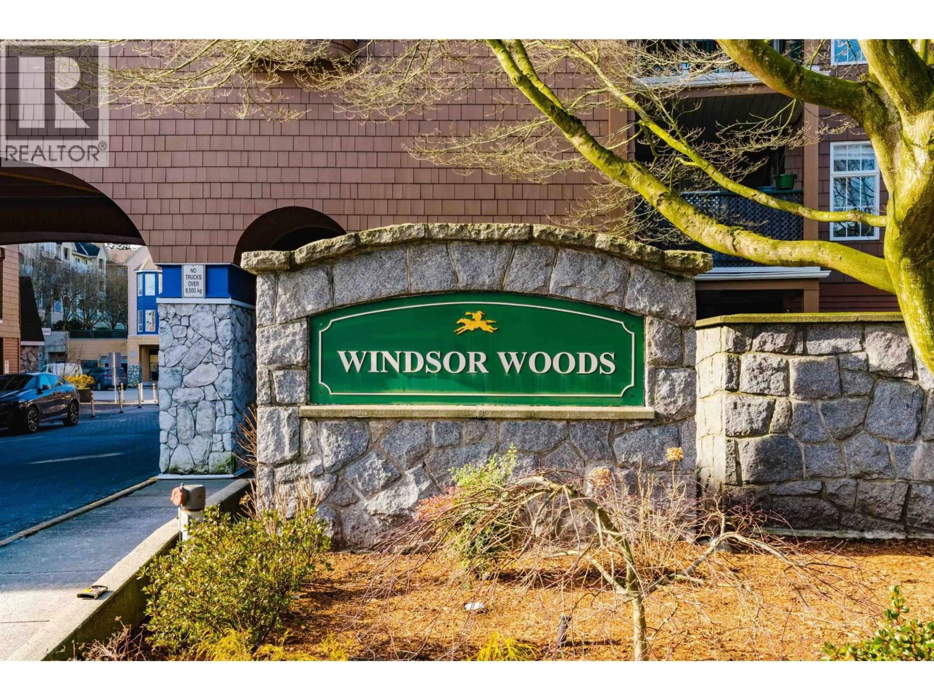 Indoor entryway for 414 - 1359 56 STREET, Tsawwassen British Columbia V4L2P3