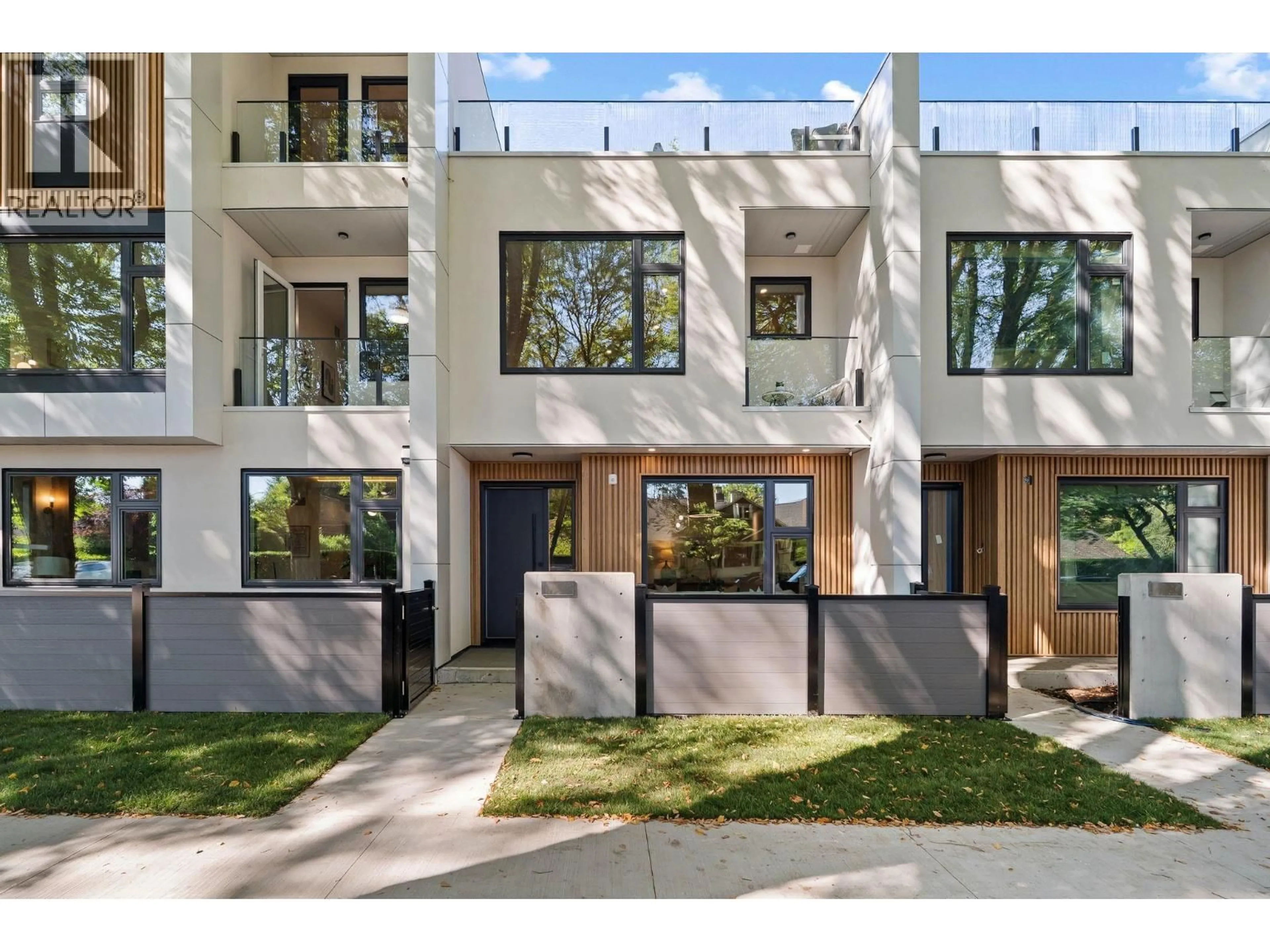 Unknown for 3 - 1491 DEVONSHIRE CRESCENT, Vancouver British Columbia V6H2G5