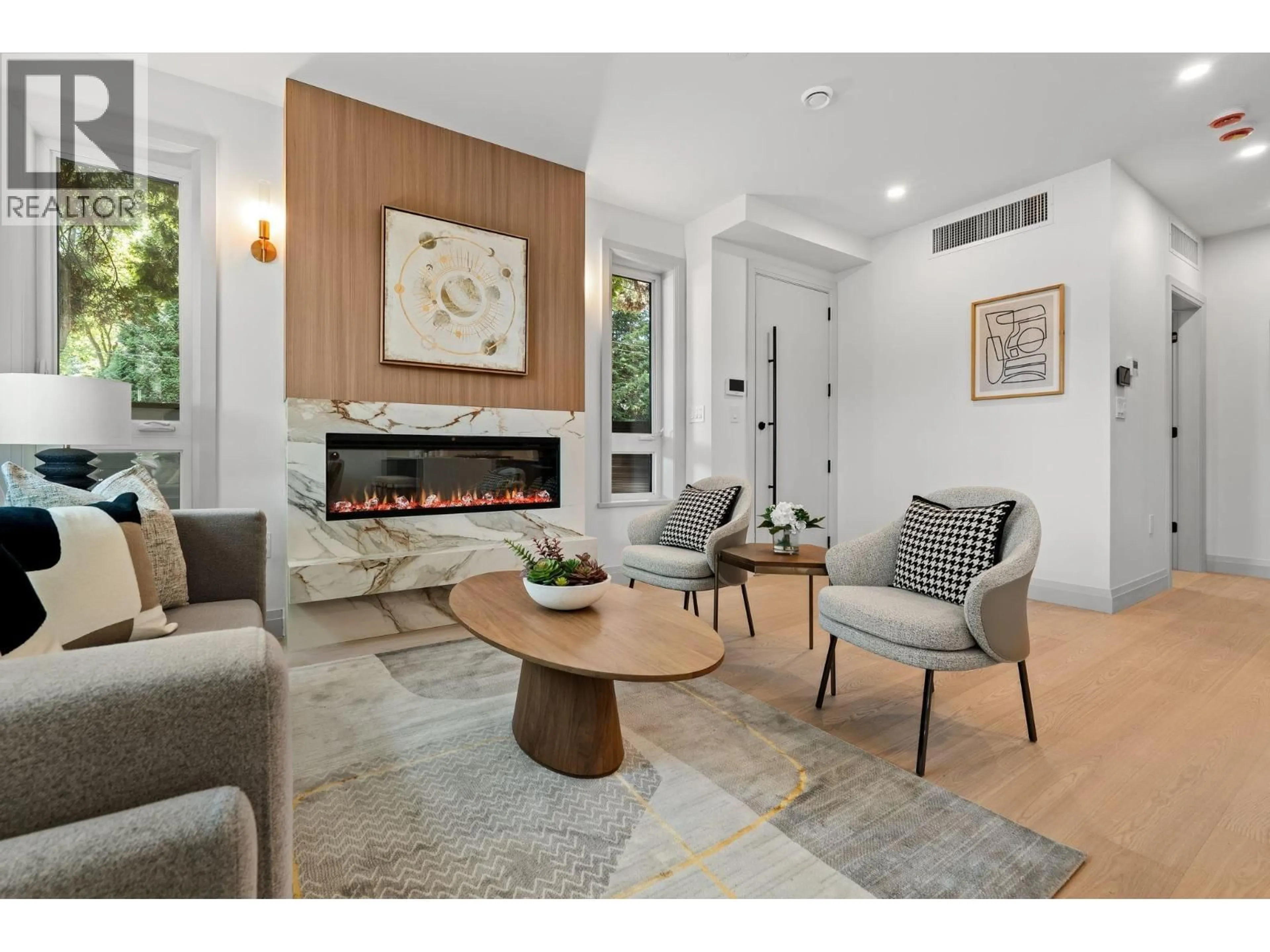 Living room with furniture, unknown for 4 - 1491 DEVONSHIRE CRESCENT, Vancouver British Columbia V6H2G5