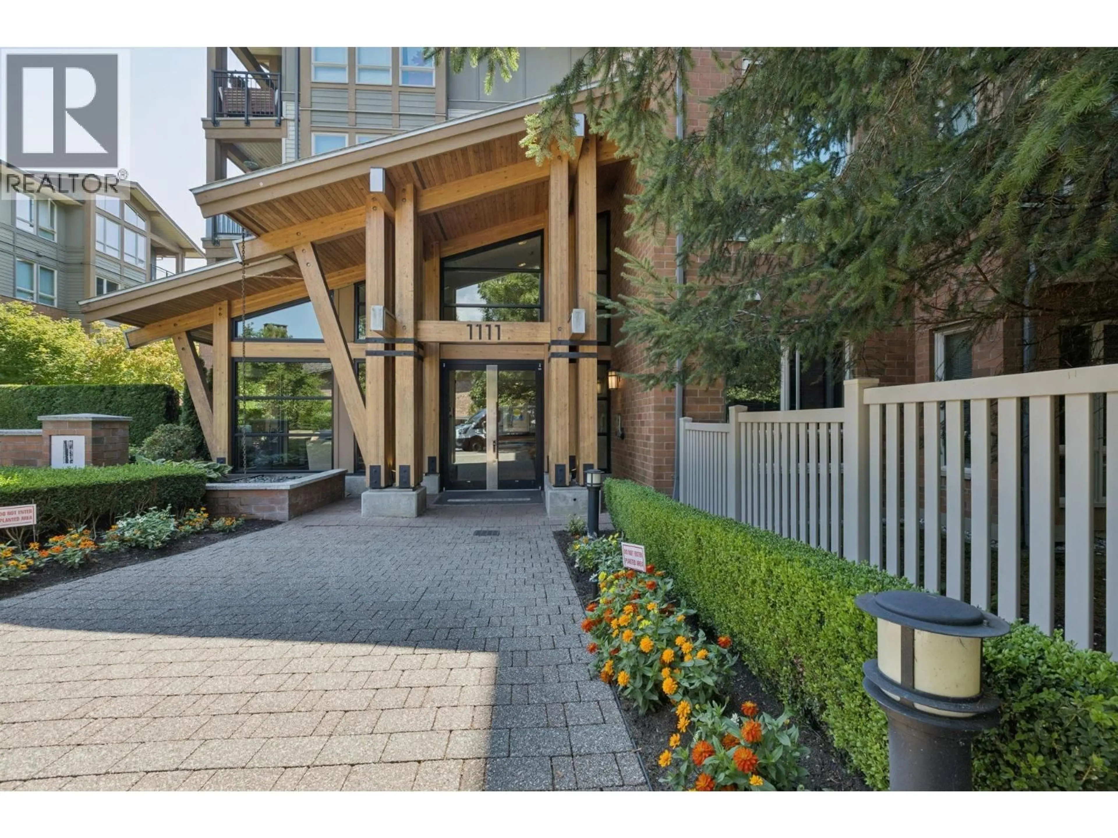 Unknown for 203 - 1111 27TH STREET, North Vancouver British Columbia V7J1S3