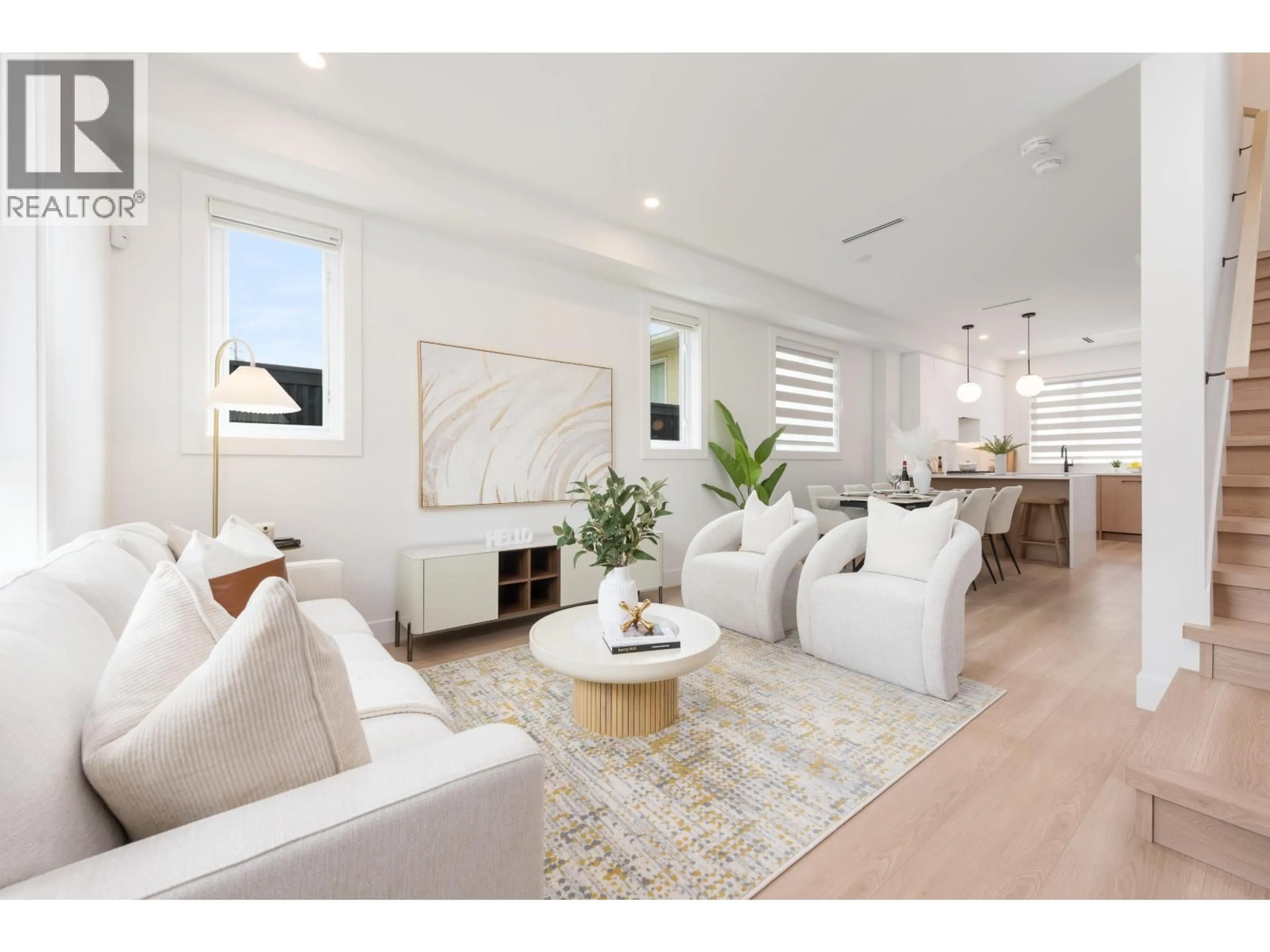 Living room with furniture, unknown for 3 - 6808 ELWELL STREET, Burnaby British Columbia V5E1K1
