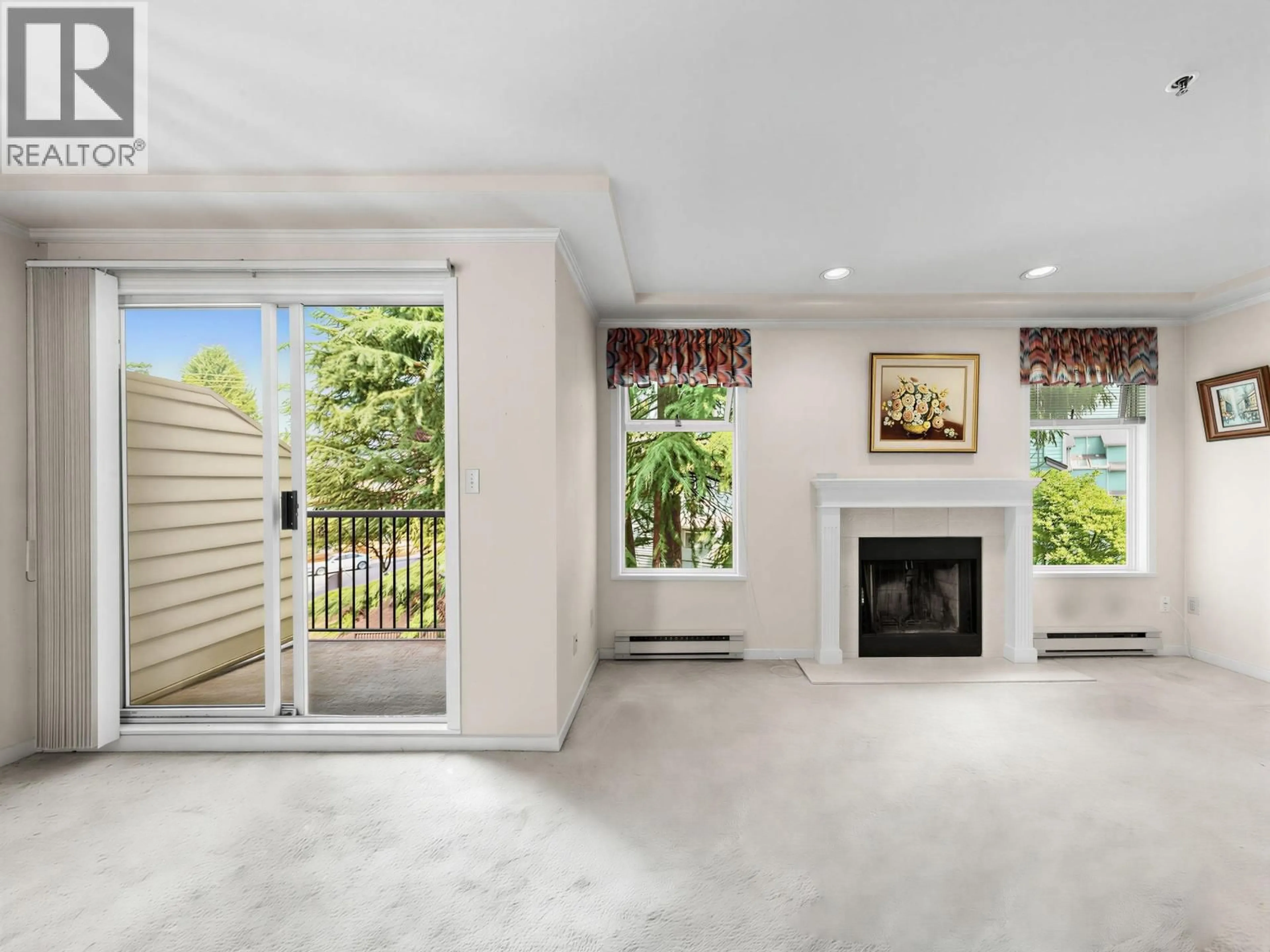 A pic of a room for 10 - 7110 BARNET ROAD, Burnaby British Columbia V5A4S3