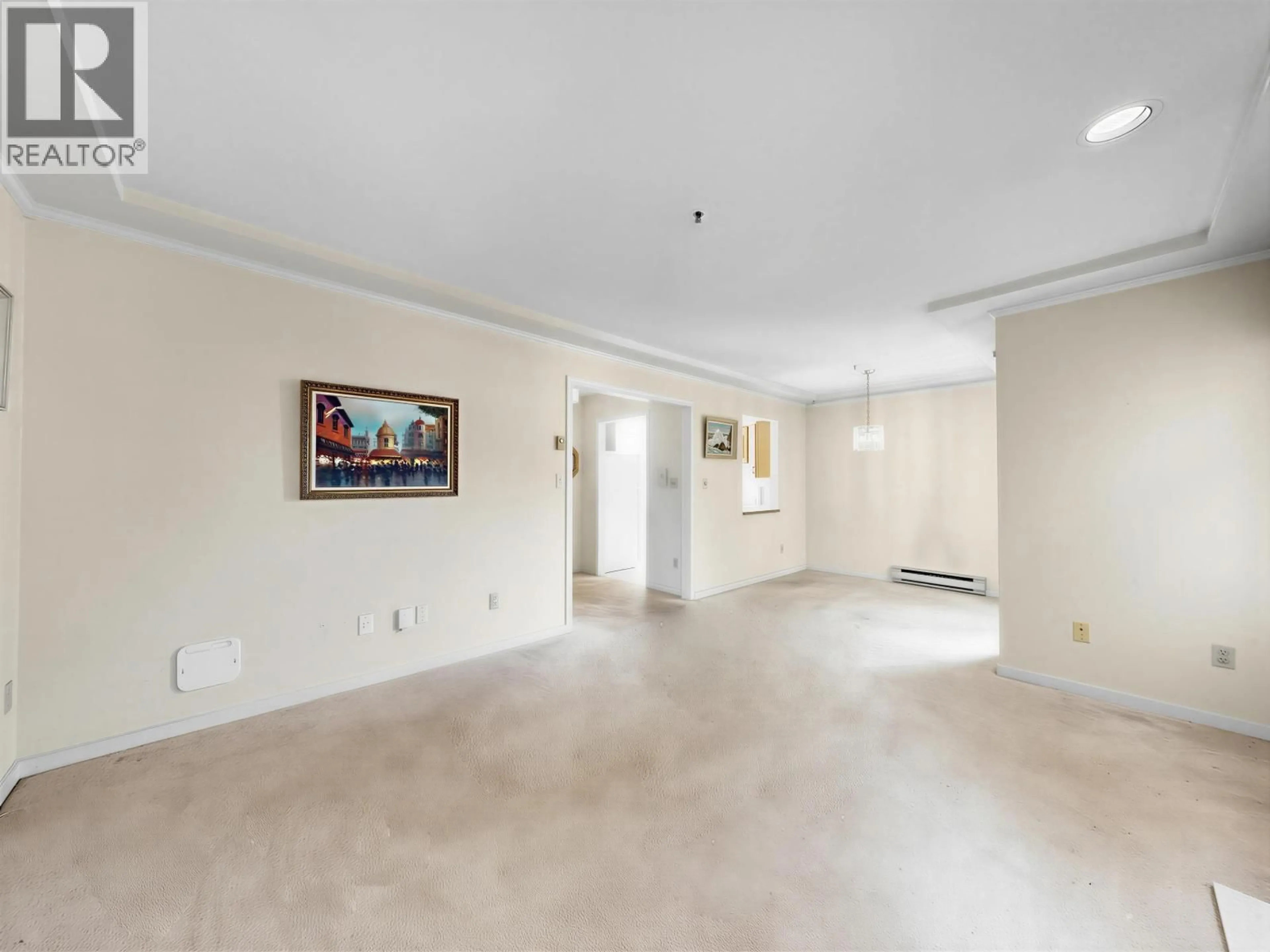 Unknown for 10 - 7110 BARNET ROAD, Burnaby British Columbia V5A4S3