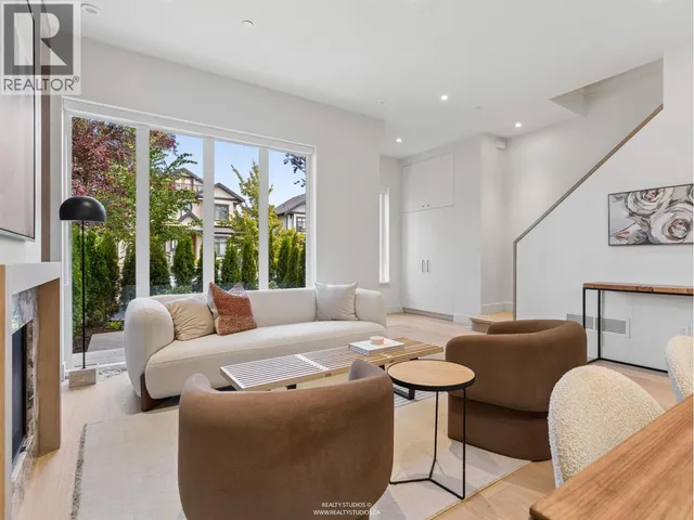 2 - 3058 34TH AVENUE, Vancouver 3