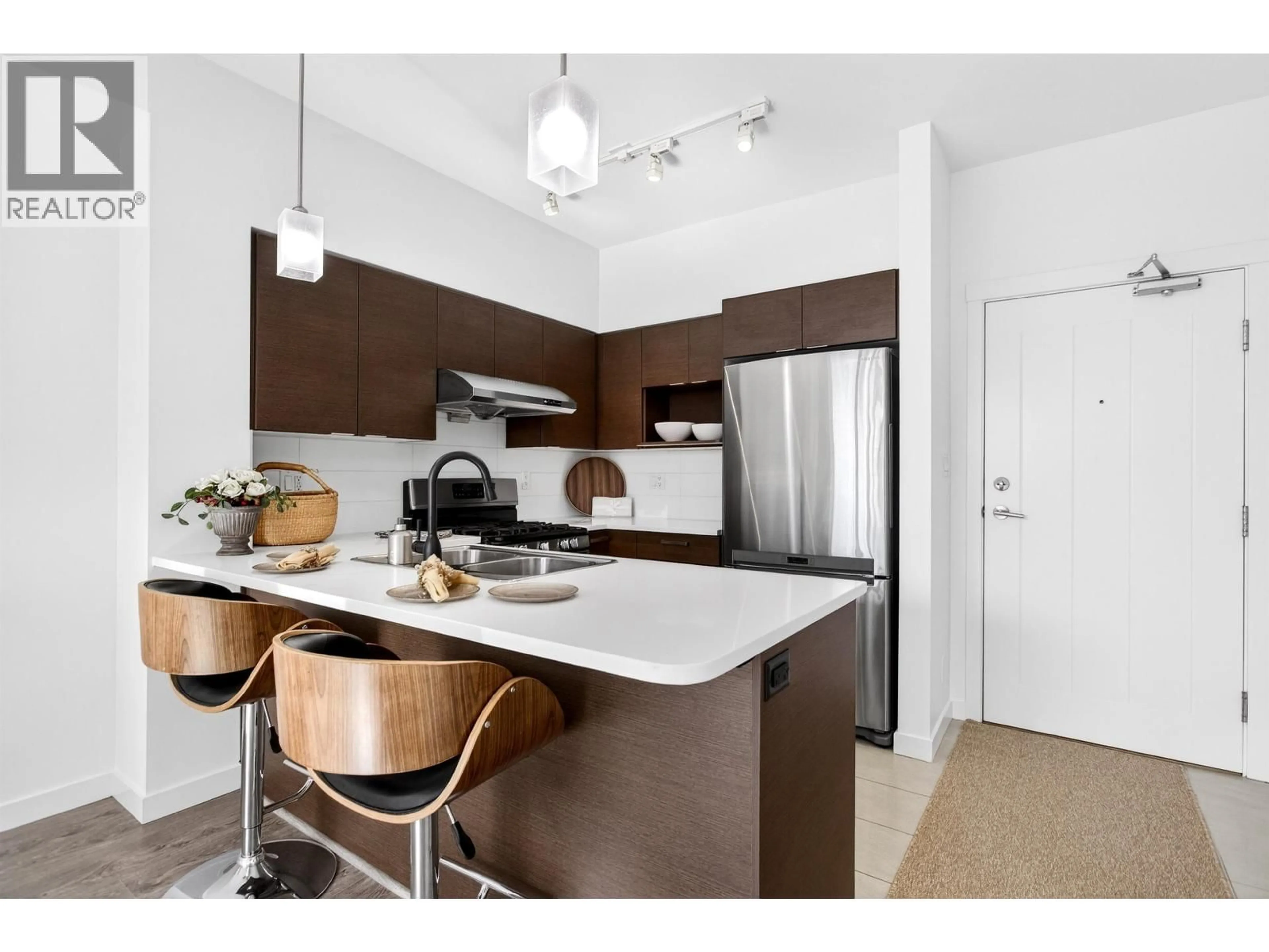 Standard kitchen, unknown for 222 - 10880 NO. 5 ROAD, Richmond British Columbia V6W0B3
