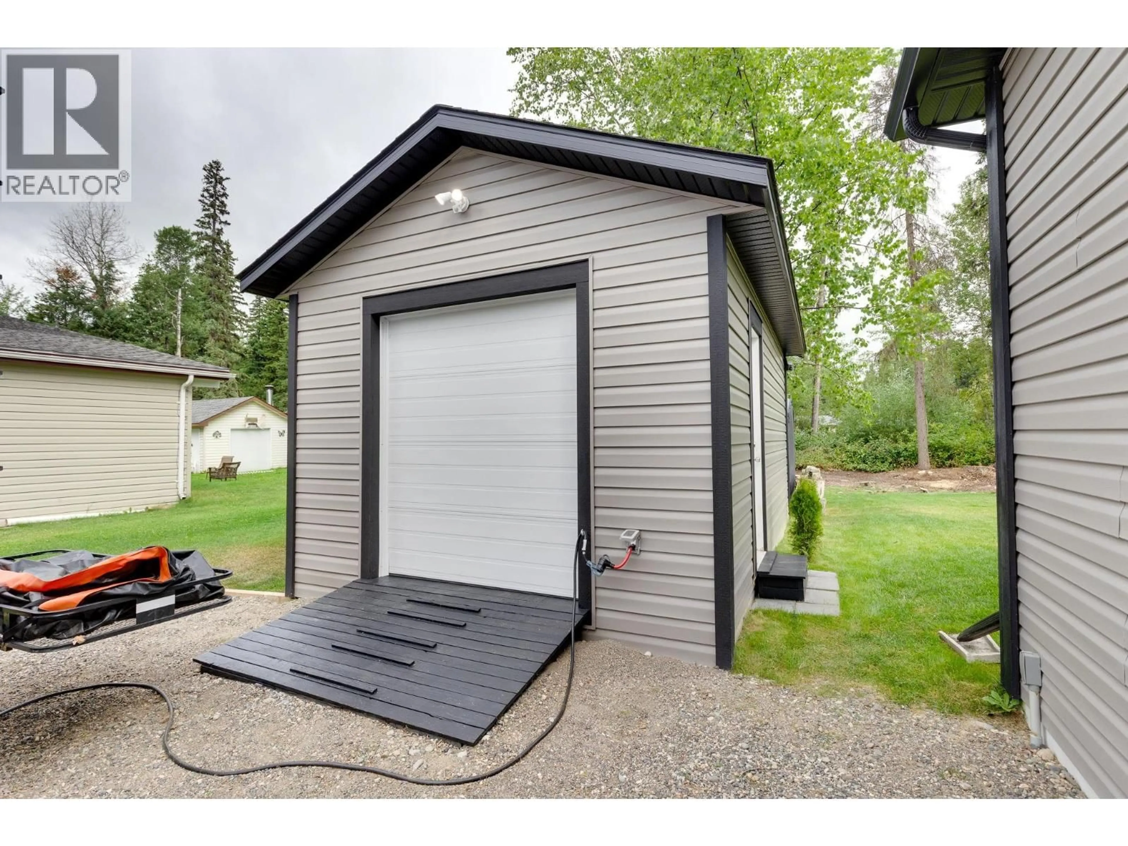 Shed for 8340 CANTLE DRIVE, Prince George British Columbia V2N6N3