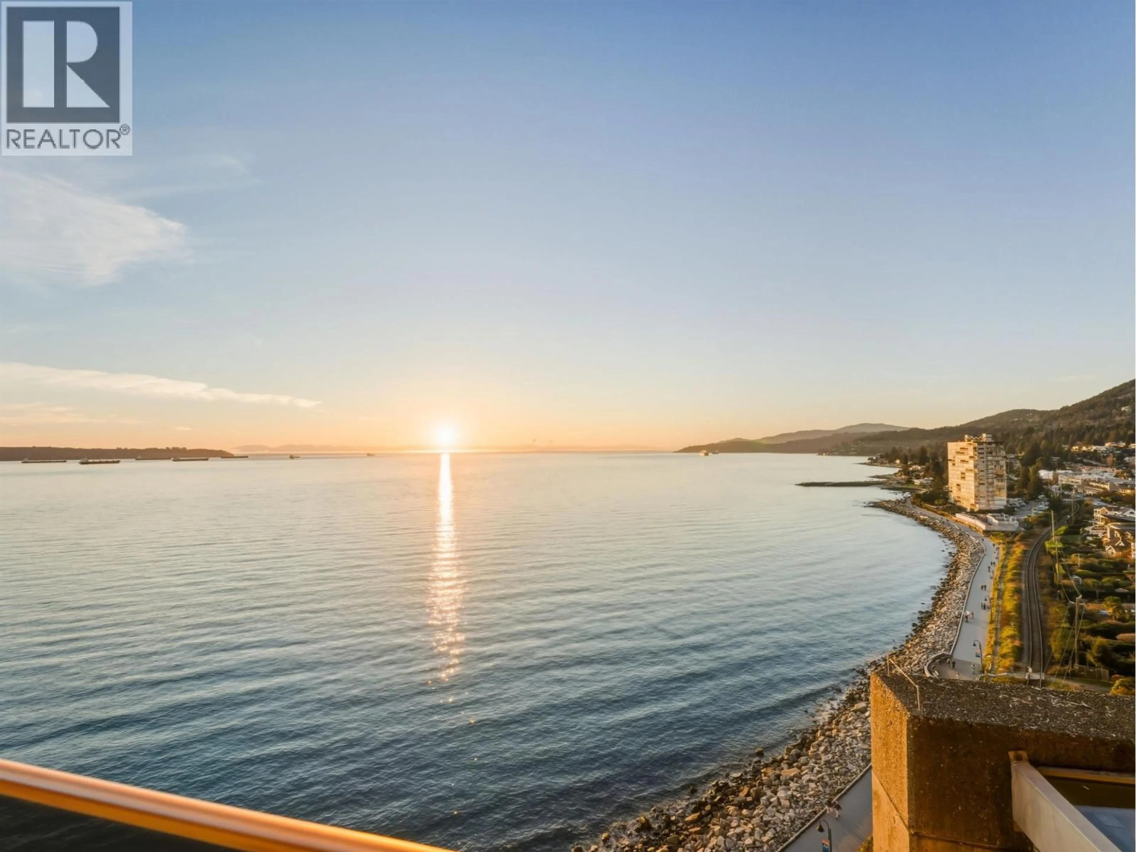 Unknown for 10 - 2250 BELLEVUE AVENUE, West Vancouver British Columbia V7V1C6