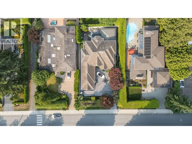 414 WALKER STREET, Coquitlam 2