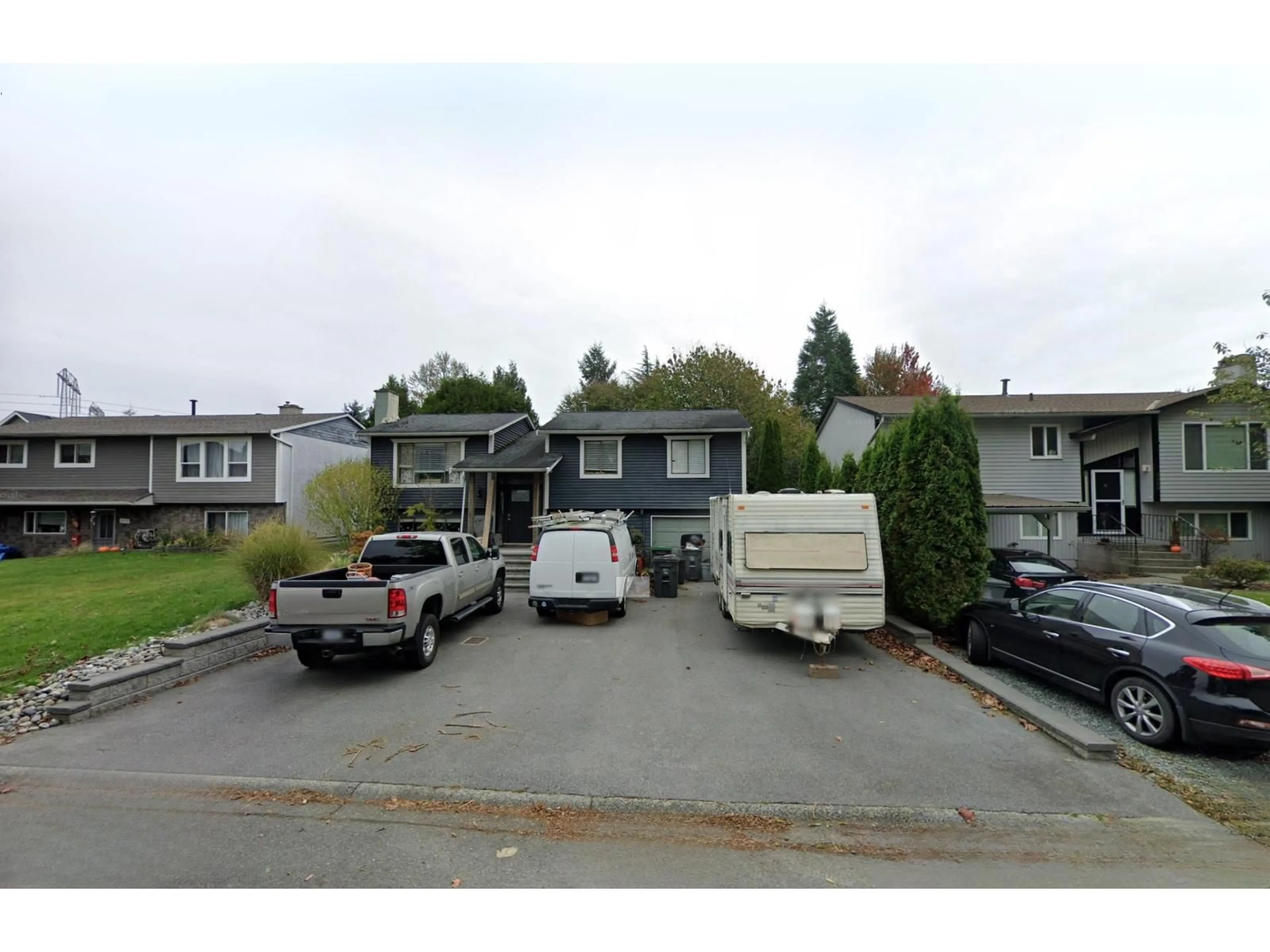 Unknown for 5870 184A STREET, Surrey British Columbia V3S5S7