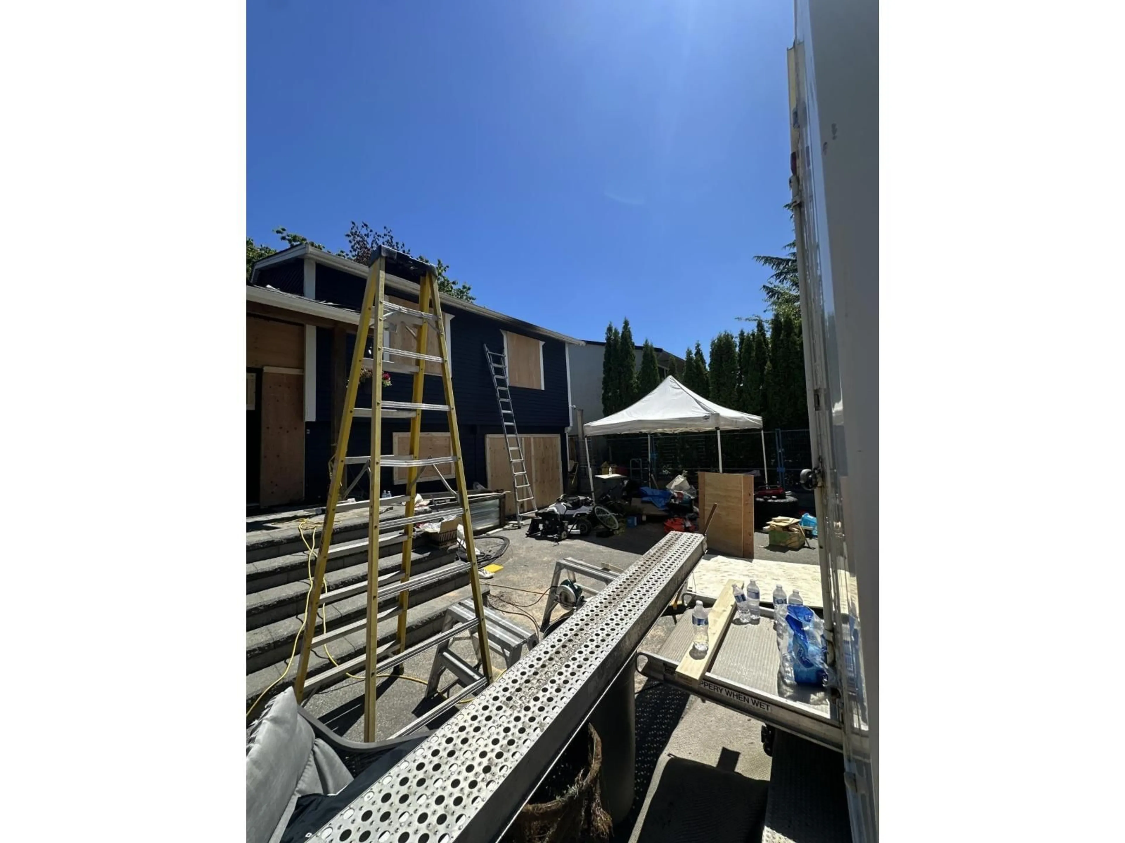 Unknown for 5870 184A STREET, Surrey British Columbia V3S5S7