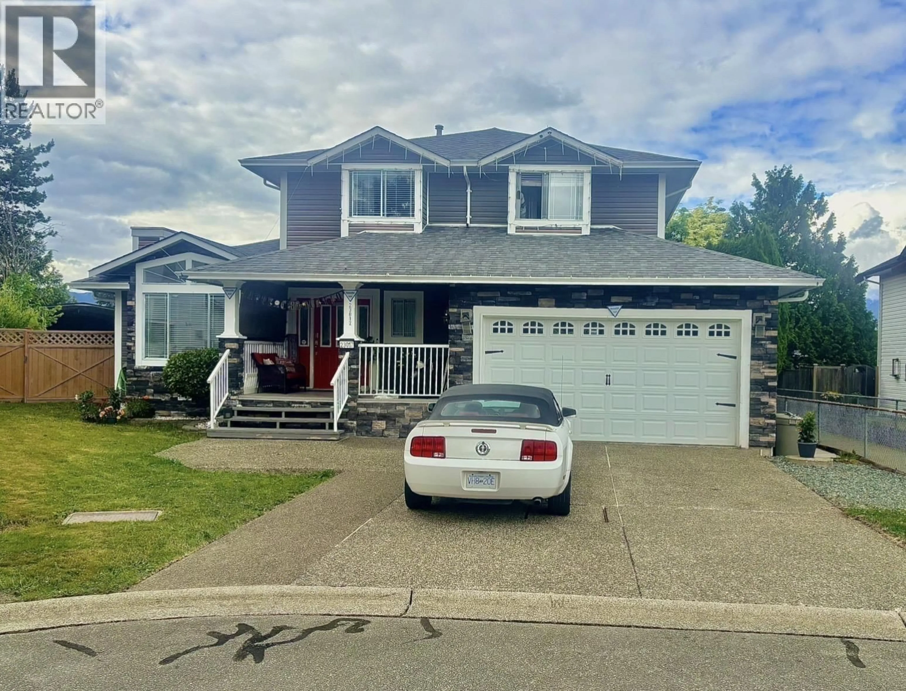 Home with vinyl exterior material, street for 23017 122A AVENUE, Maple Ridge British Columbia V2X0X3