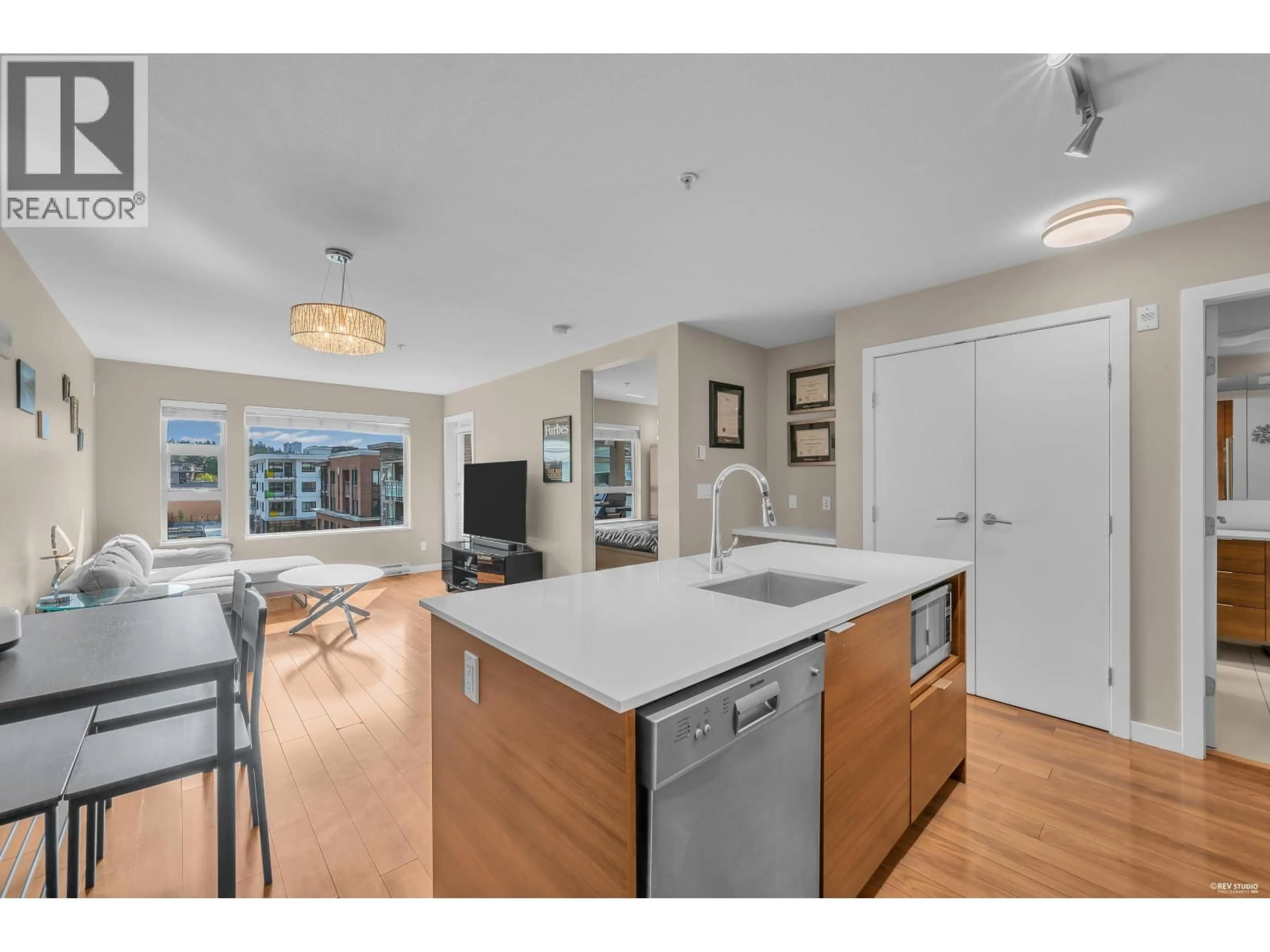 Open concept kitchen, unknown for 401 - 1677 LLOYD AVENUE, North Vancouver British Columbia V7P0B1