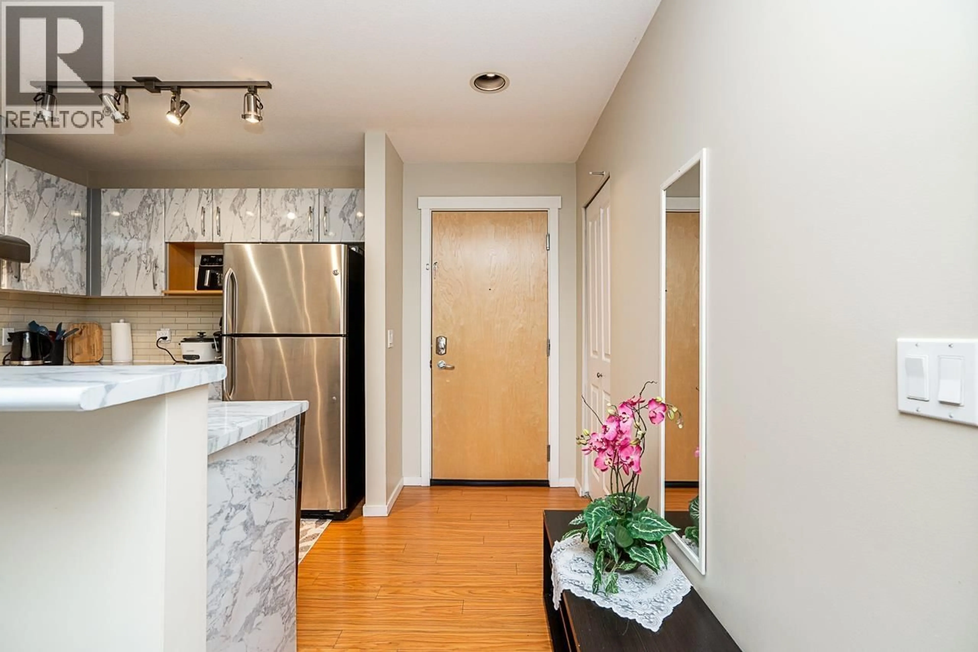 Indoor entryway for 213 - 400 KLAHANIE DRIVE, Port Moody British Columbia V3B3H7