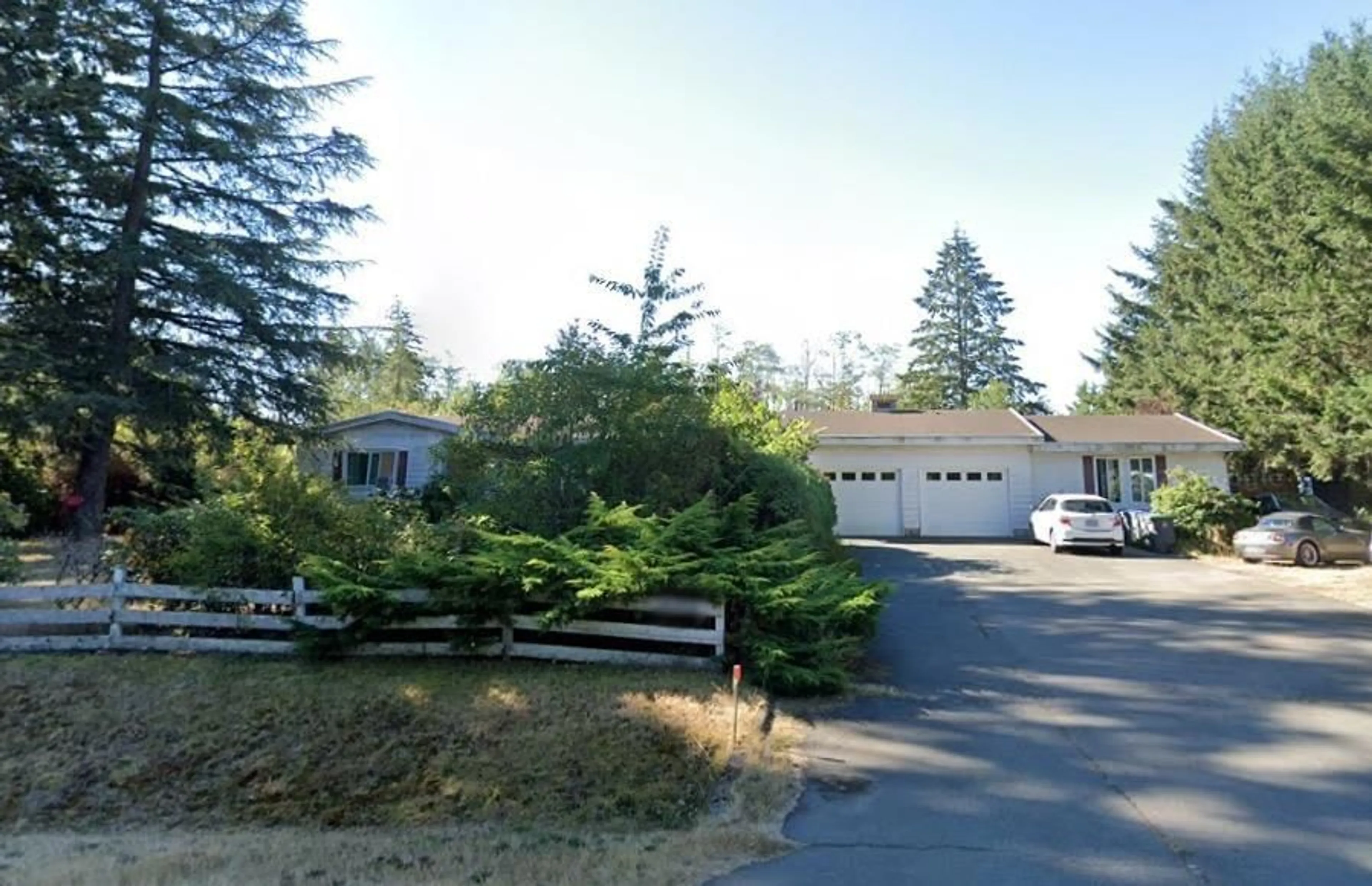 A pic from outside/outdoor area/front of a property/back of a property/a pic from drone, unknown for 16910 23 AVENUE, Surrey British Columbia V3Z9Z2