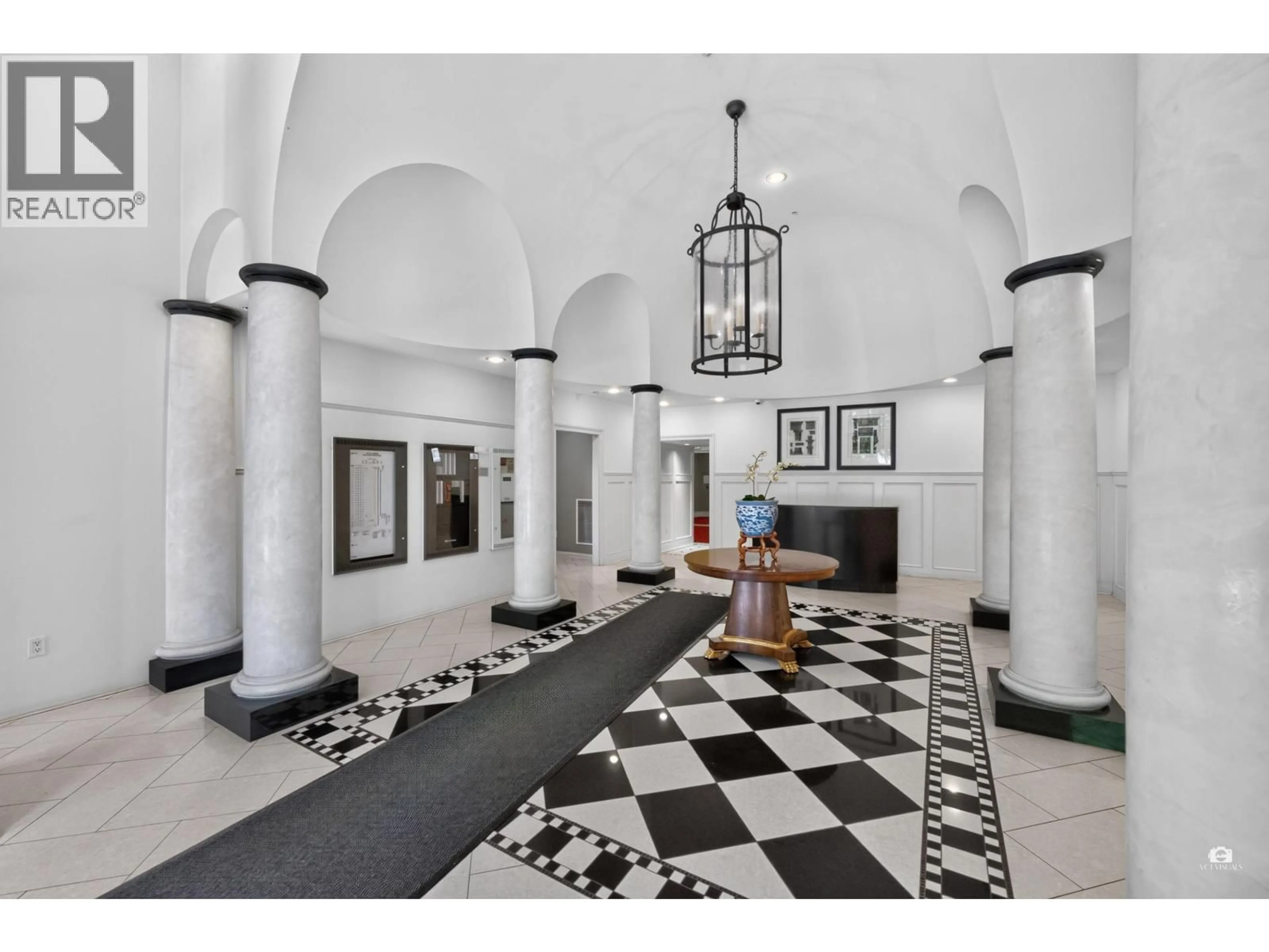 Lobby for 706 - 6833 STATION HILL DRIVE, Burnaby British Columbia V3N5E1
