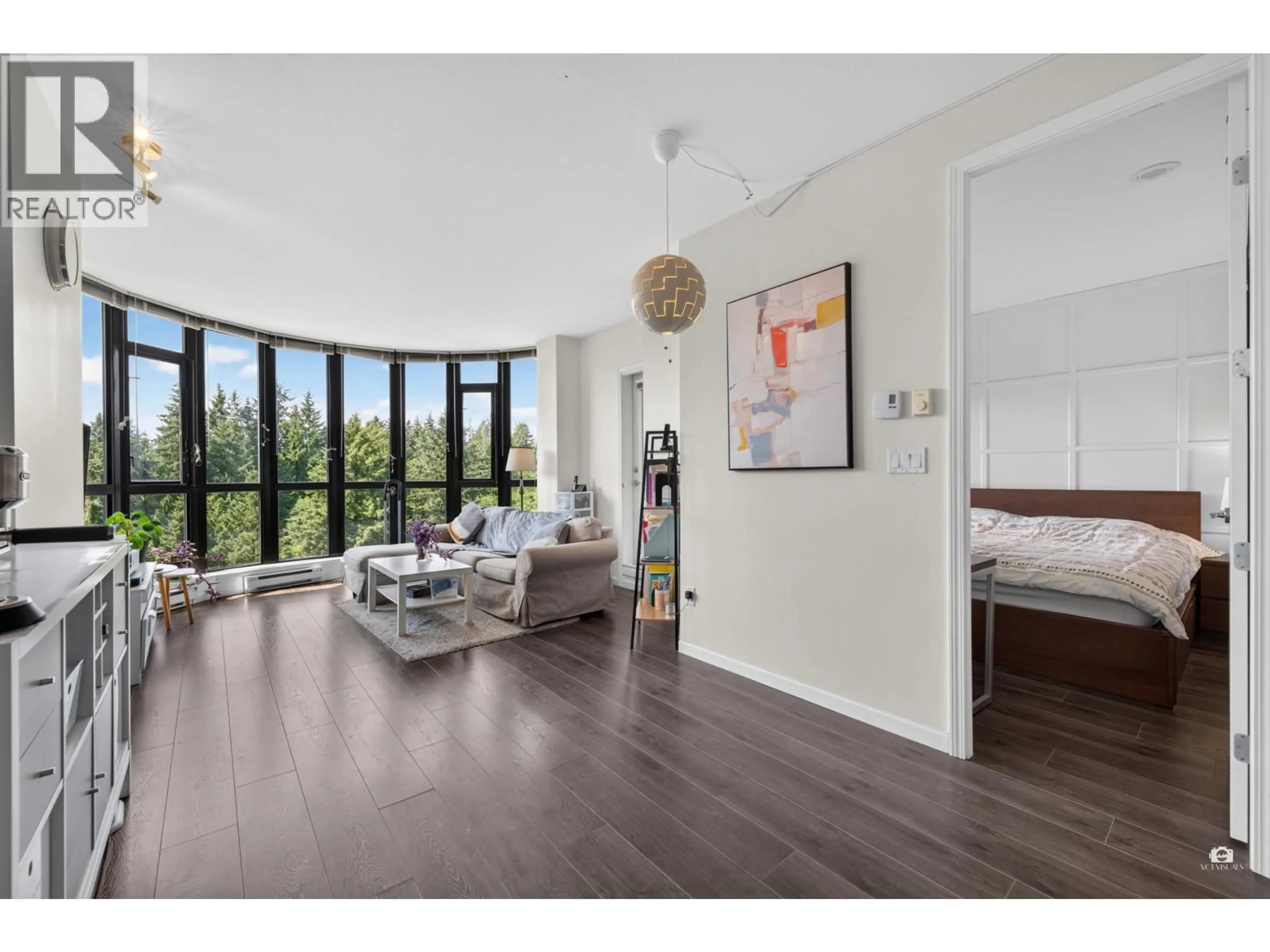 Indoor entryway for 706 - 6833 STATION HILL DRIVE, Burnaby British Columbia V3N5E1