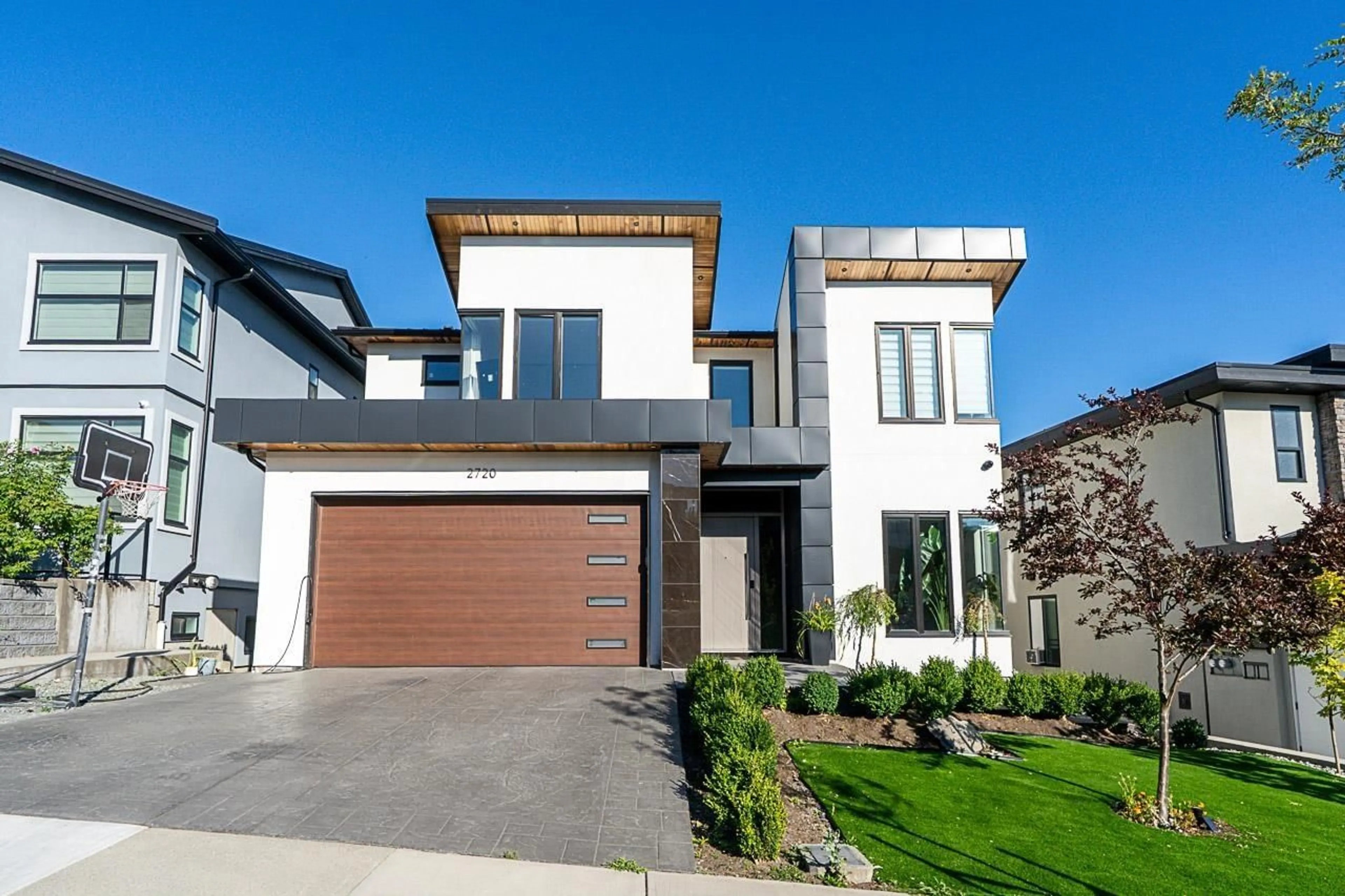 Home with brick exterior material, street for 2720 MONTANA PLACE, Abbotsford British Columbia V3G0G8
