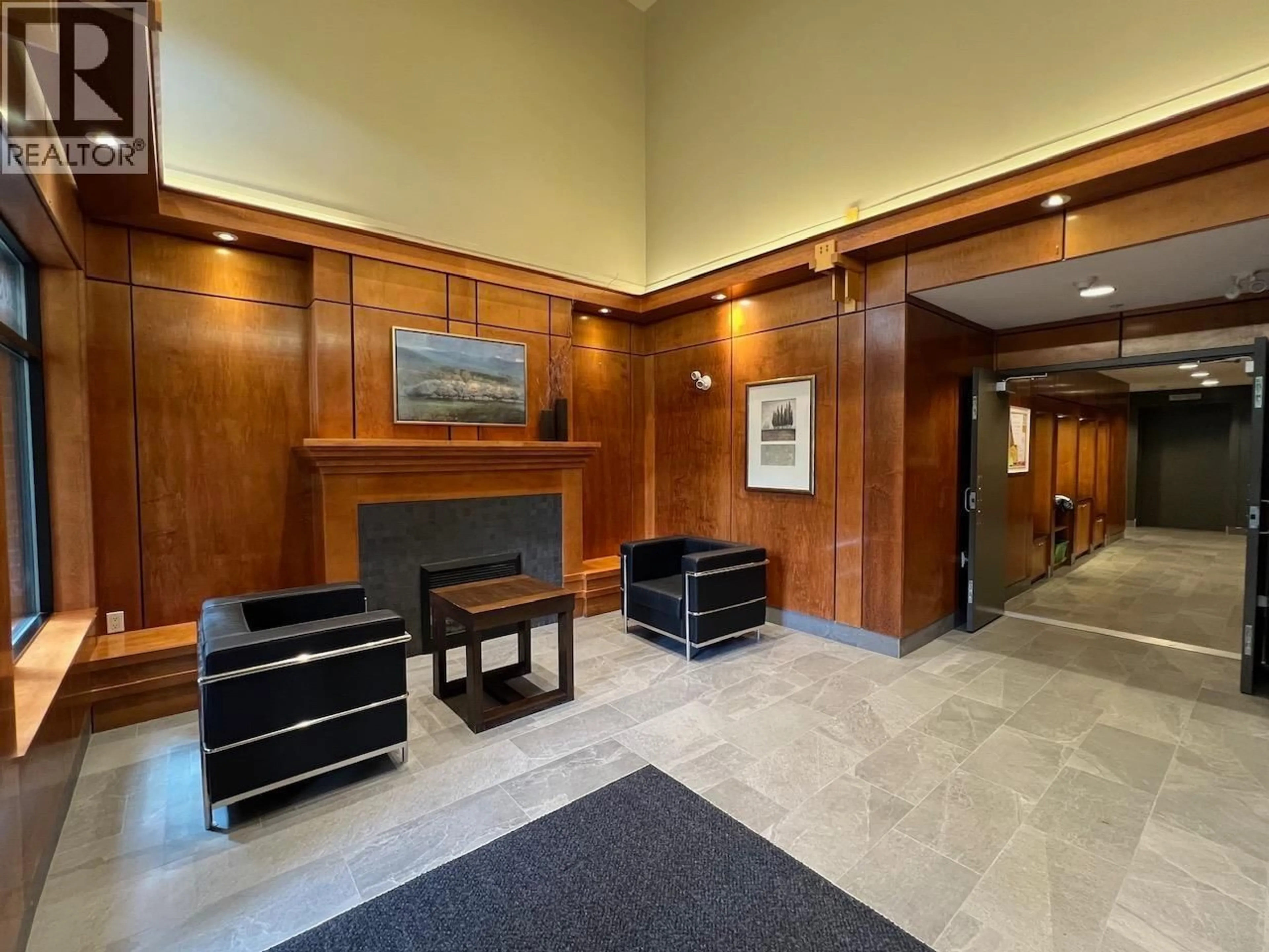Lobby for 425 - 2083 33RD AVENUE, Vancouver British Columbia V6M4M6