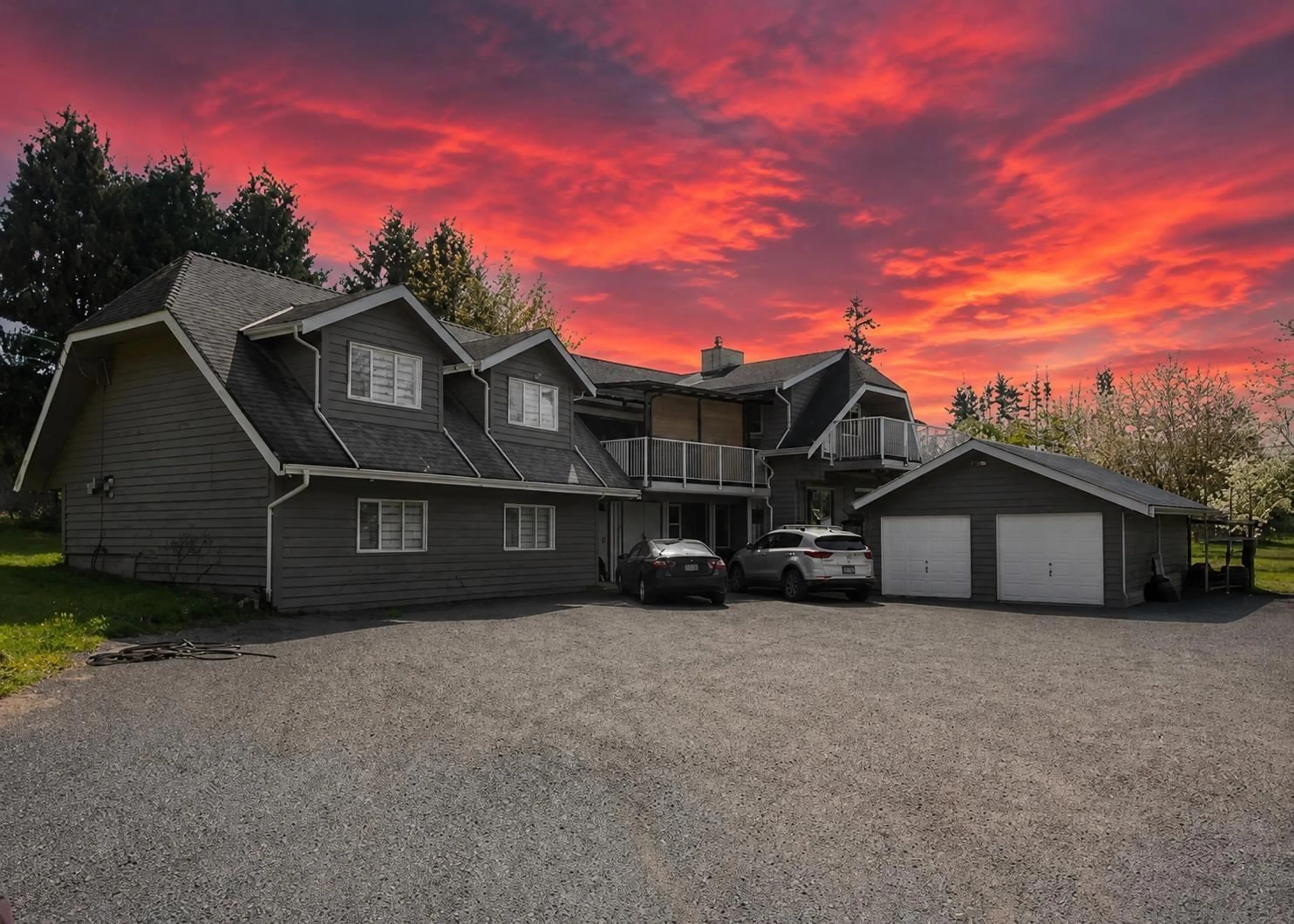 A pic from outside/outdoor area/front of a property/back of a property/a pic from drone, unknown for 25412 58 AVENUE, Langley British Columbia V4W1G7